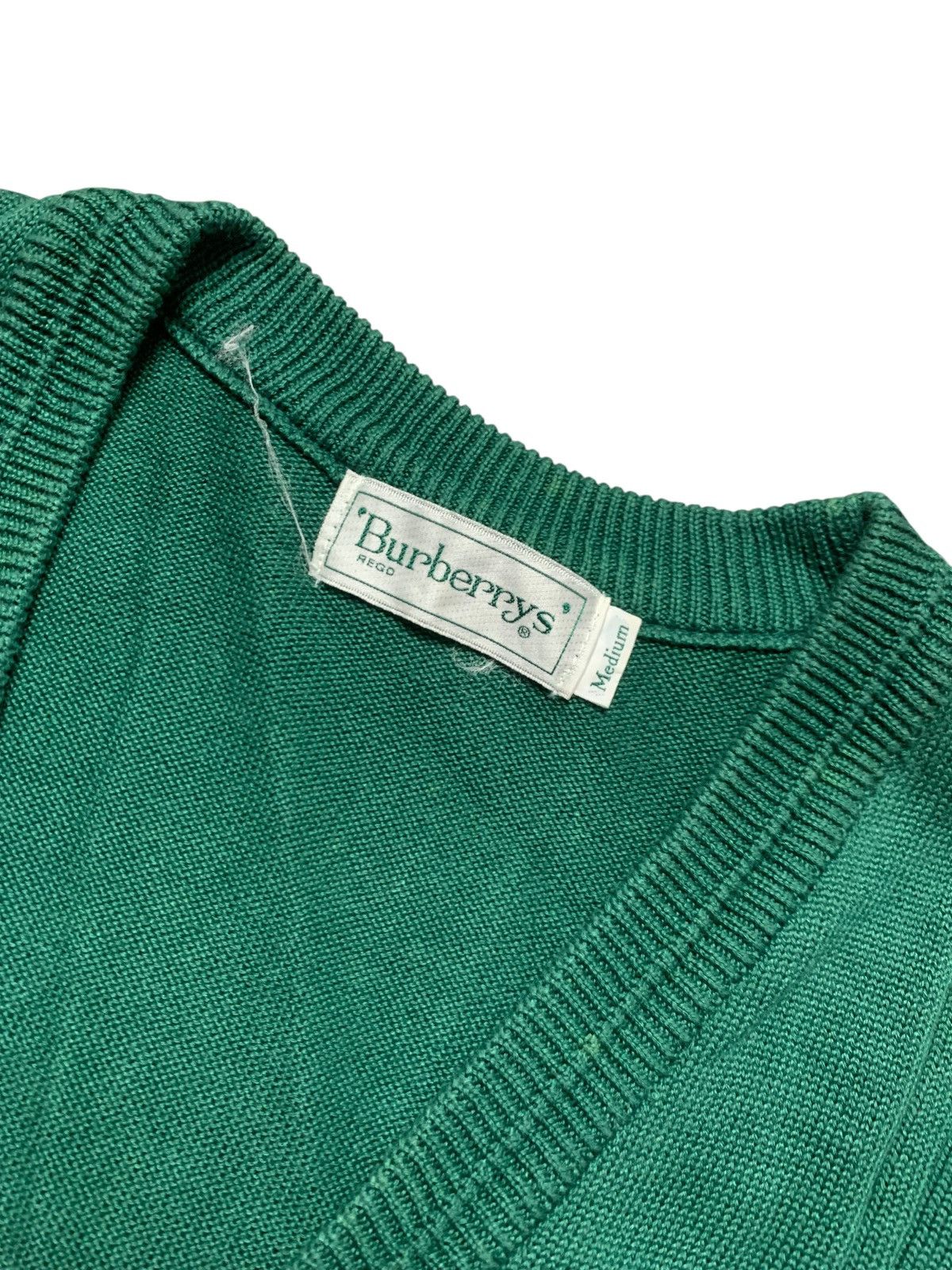 Burberry VTG burberrys 90s knited vest Size M / US 6-8 / IT 42-44 - 2 Thumbnail