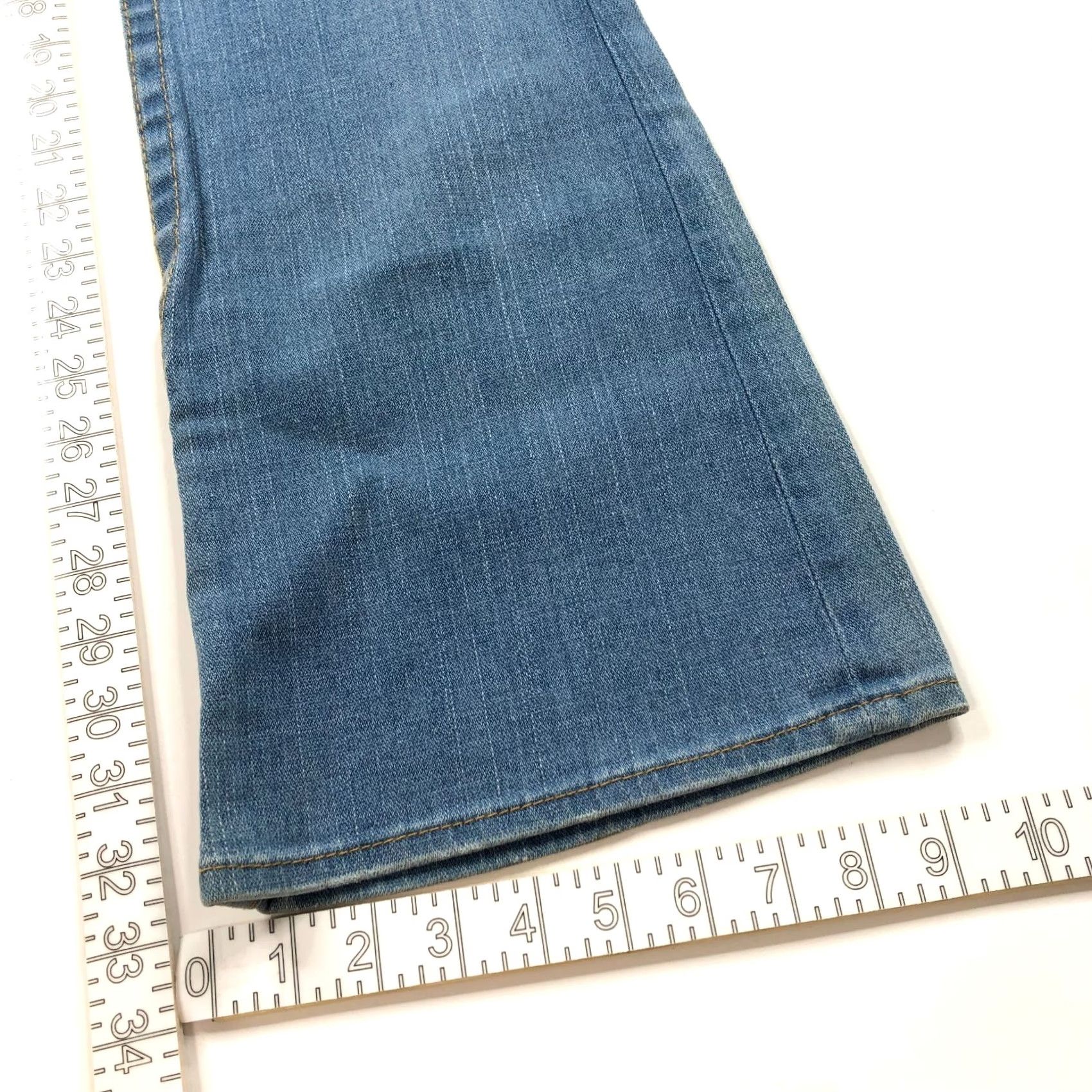 True Religion True Religion Becky Bootcut Jeans 26 (Fits 28W 33L) Low Rise Denim HRJ Flap 5-Pocket Belt Loops Blue Women Jeans Men? Size 26" / US 2 / IT 38 - 7 Thumbnail