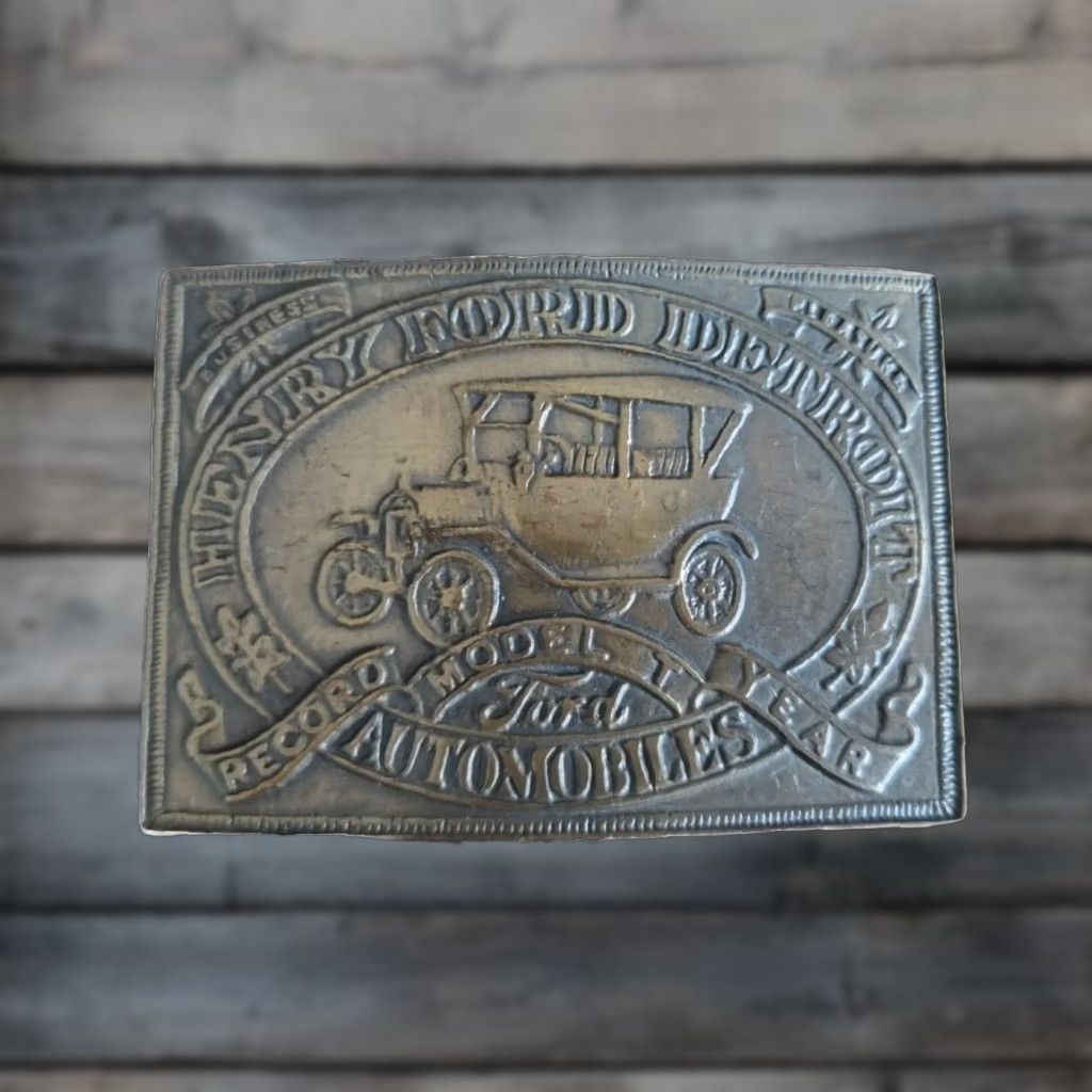 Ford VINTAGE Ford Model T Belt Buckle Auto Car Manufacture Bronze Brass Unisex Size ONE SIZE - 1 Thumbnail