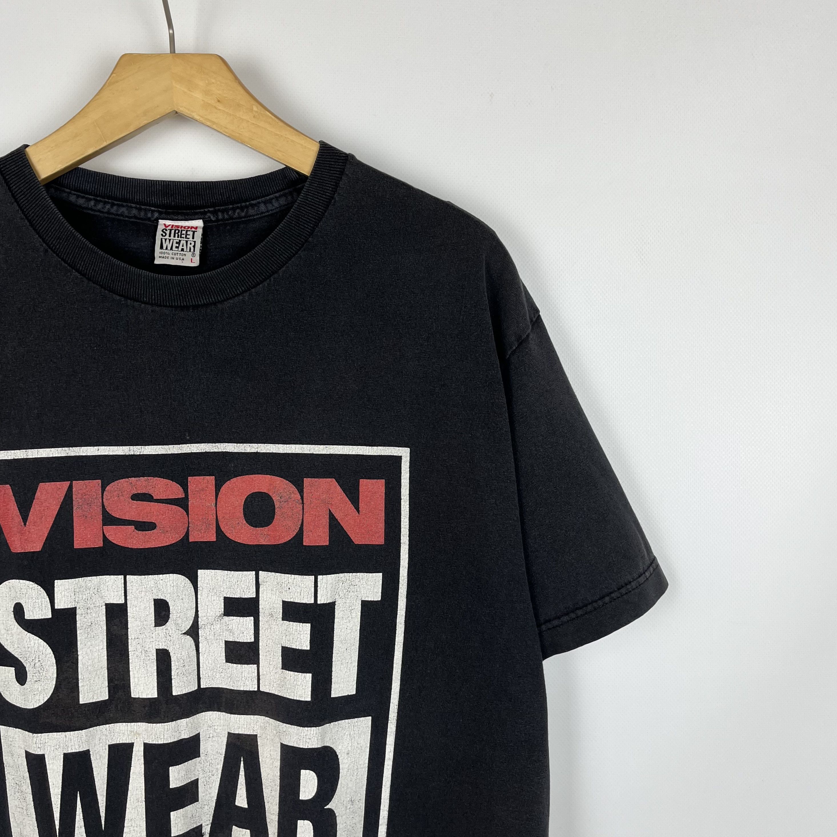 Vision Streetwear Vintage Vision Streetwear Big Logo T Shirt 1987 Size US L / EU 52-54 / 3 - 2 Thumbnail