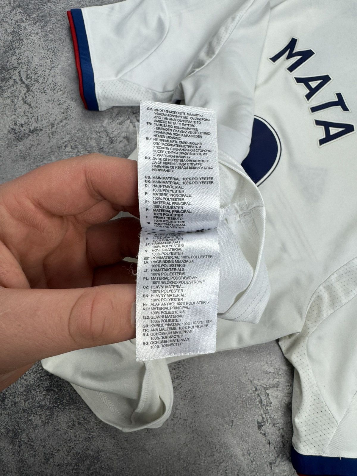 Adidas Chelsea 2013-14 Jersey #10 MATA Adidas Football Shirt Size M Size US M / EU 48-50 / 2 - 19 Thumbnail