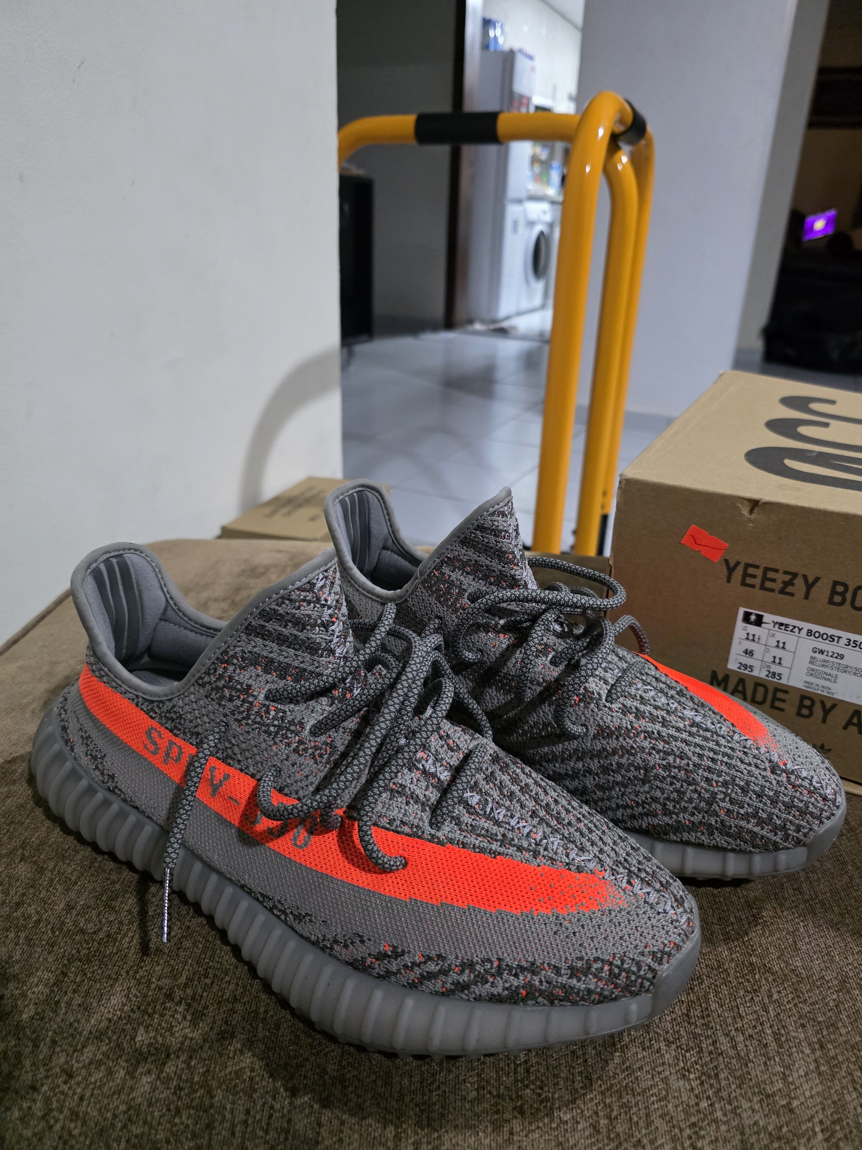 Yeezy Yeezy Boost 350v2 Beluga Reflective Size US 11.5 / EU 44-45 - 1 Thumbnail