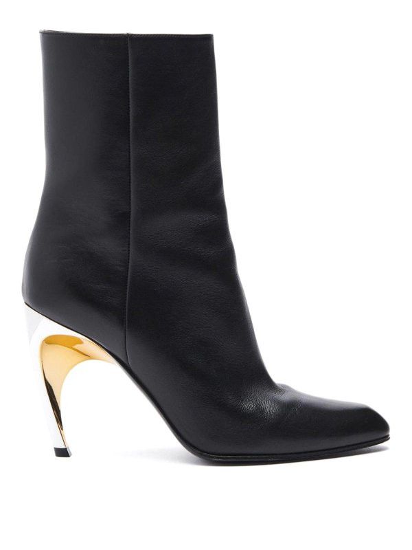 o1w1db10925 Armadillo Ankle Boot in Black