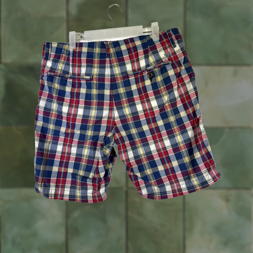 American Eagle Outfitters American Eagle Outfitters Shorts Mens 33 Plaid Classic Preppy Casual Cotton Red Blue Yellow Multicolor Summer 33 Mens Size US 33 - 1 Thumbnail