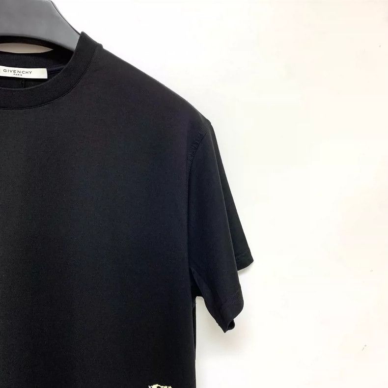 Givenchy Givenchy Torn Printed Short Sleeve T-Shirt 2506-Nextarrow Size US XXS / EU 40 - 6 Thumbnail