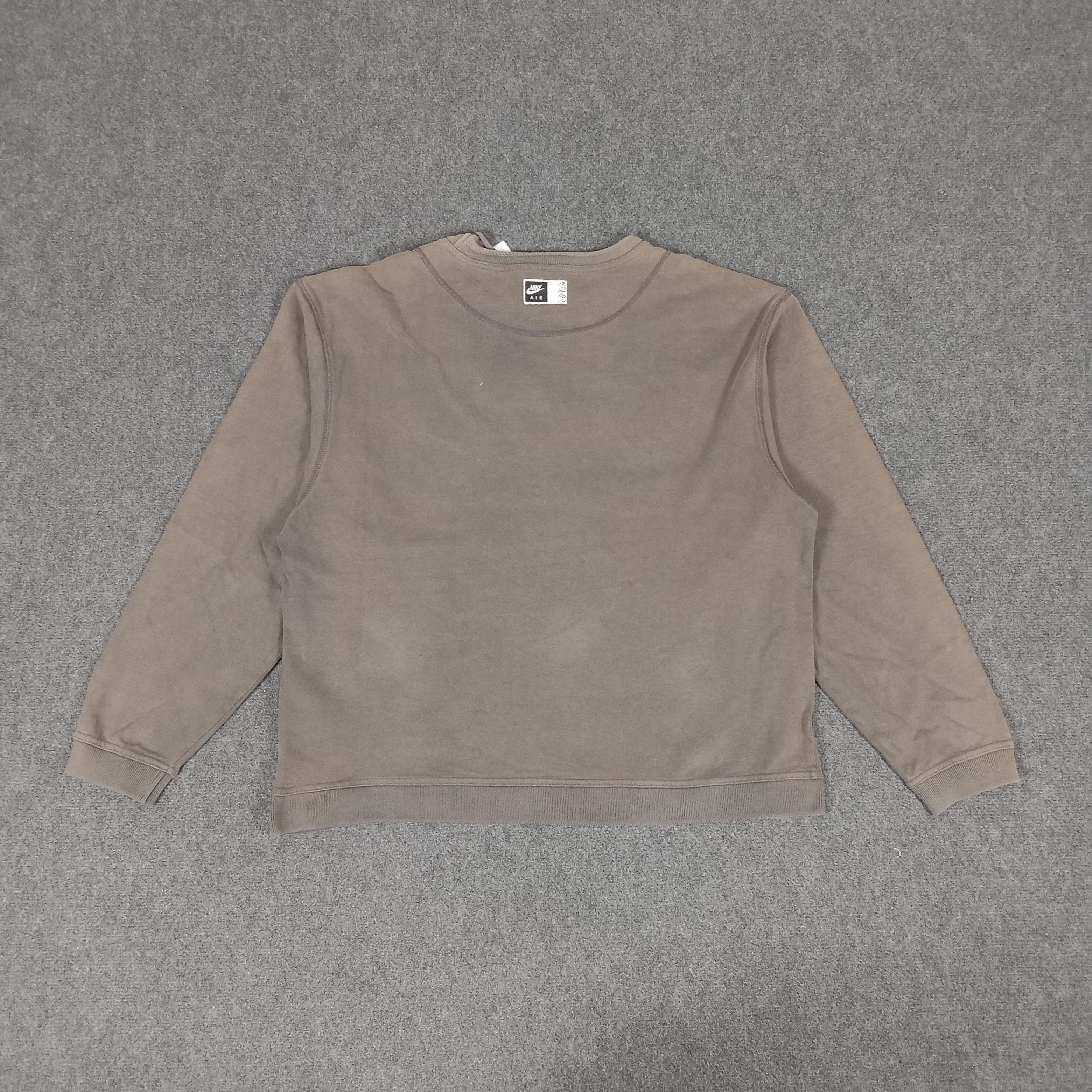 Nike × Vintage Nike Air Sportwear Style Embroidery Logo Sweatshirt Size US L / EU 52-54 / 3 - 6 Thumbnail