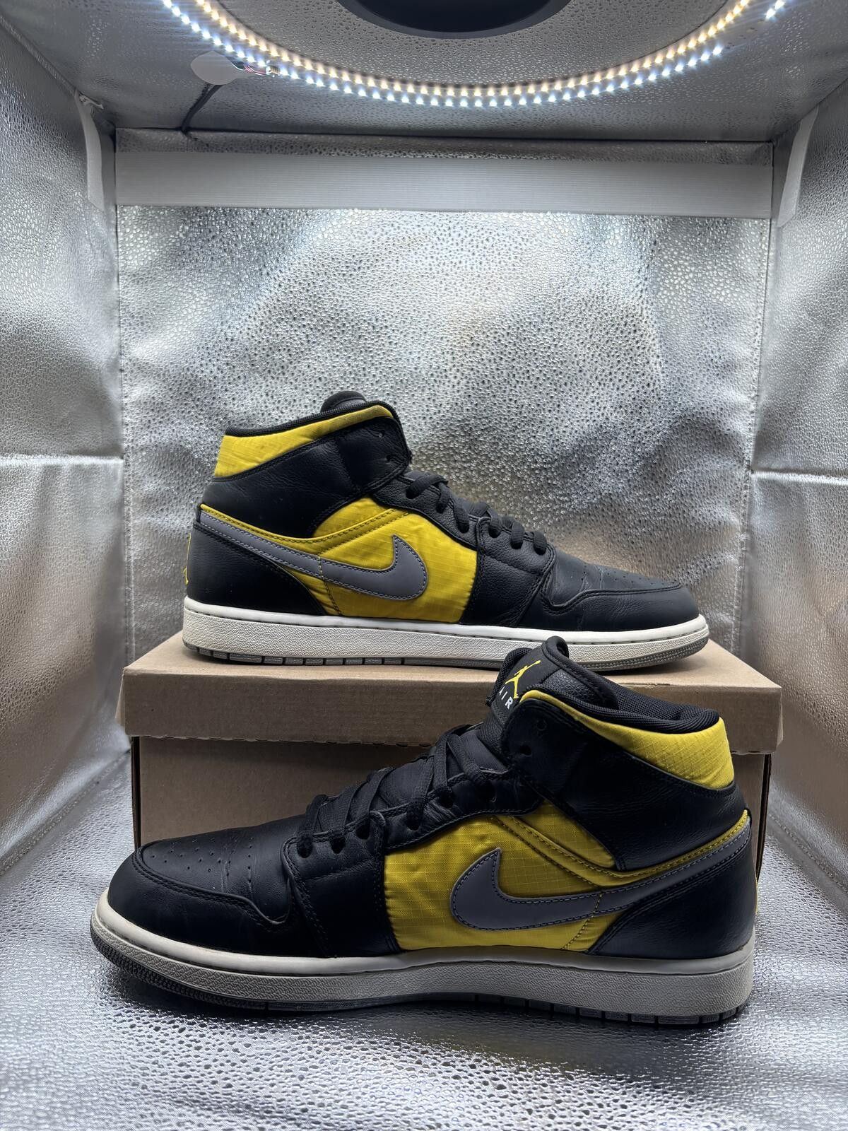 Jordan Brand Air Jordan 1 mid black speed yellow Size US 11.5 / EU 44-45 - 5 Thumbnail