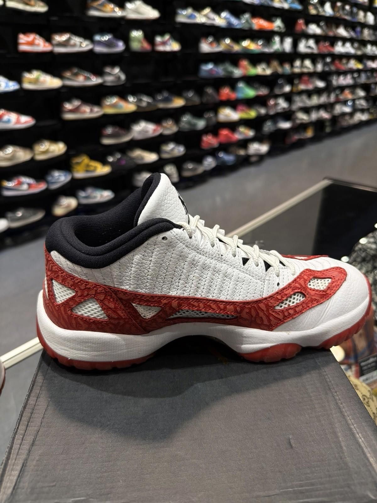 Jordan Brand Size 8.5 - Jordan 11 Retro IE Low Gym (919712-101) Size US 8.5 / EU 41-42 - 11 Thumbnail