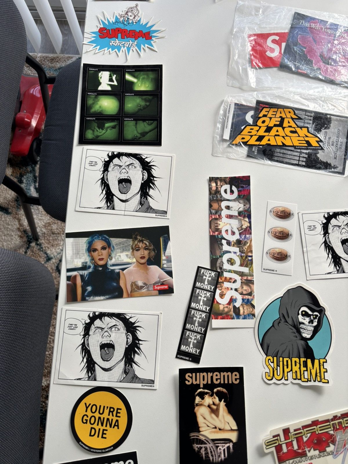 Supreme Supreme Sticker Bundle 50 Random Stickers Size ONE SIZE - 16 Thumbnail