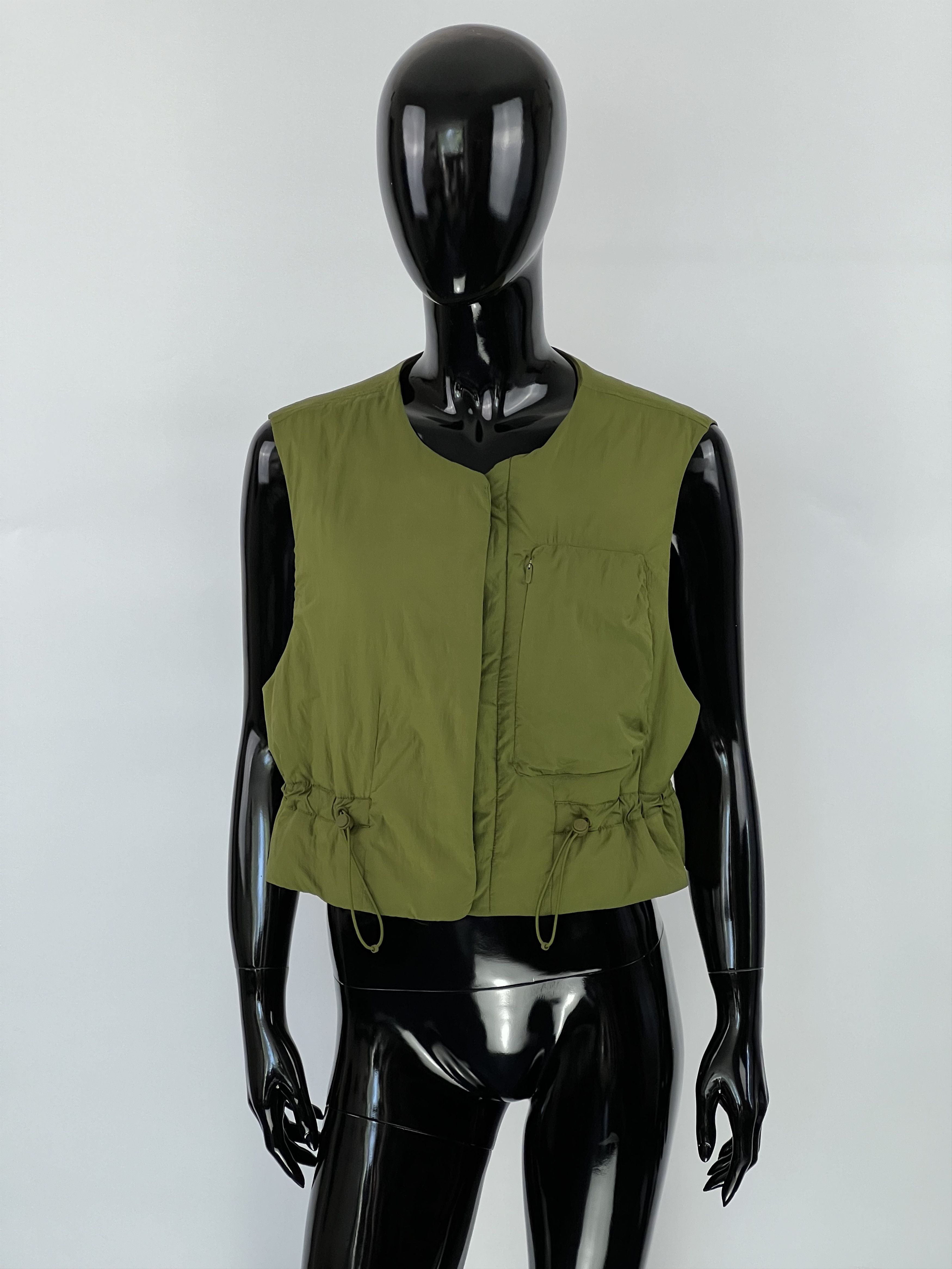 Lululemon Lululemon Women's Green Nylon Vest Size M / US 6-8 / IT 42-44 - 1 Thumbnail
