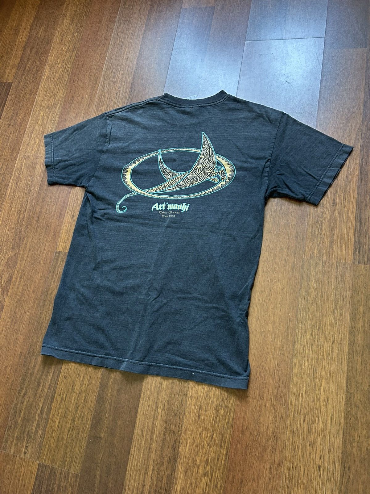 Vintage Vintage Merch Bora Bora 80s Art Men’s Faded T-shirt Size M Size US M / EU 48-50 / 2 - 2 Thumbnail