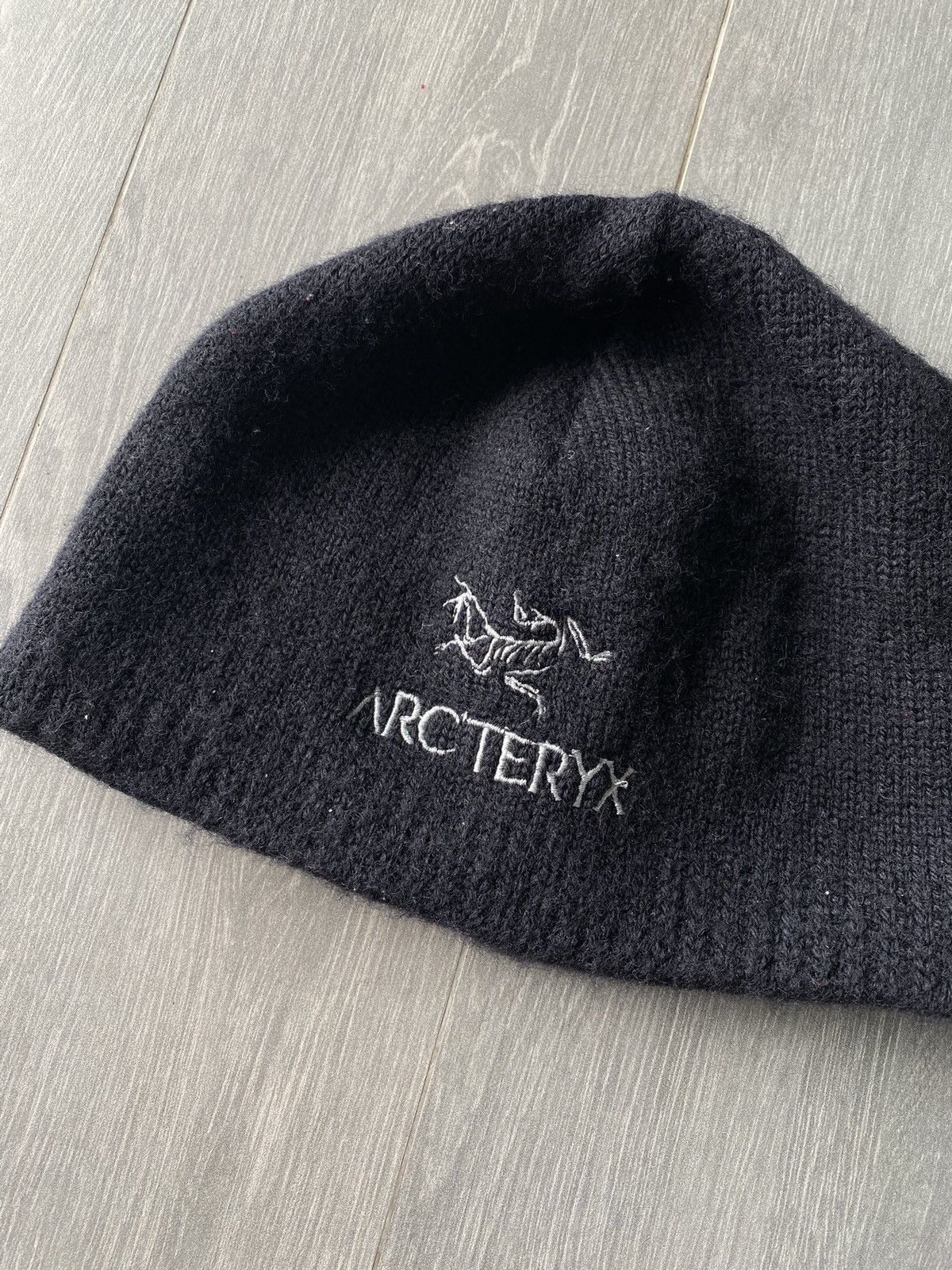 Arc'teryx × Vintage Vintage 90’s Arcteryx Embroidered Logo Beanie Size ONE SIZE - 3 Thumbnail