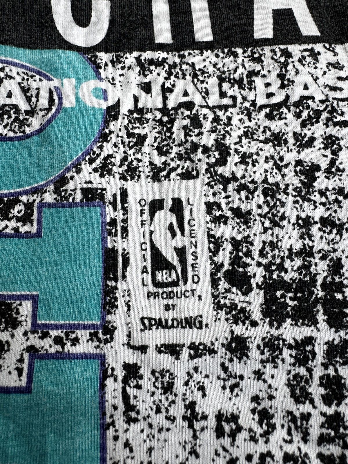 Spalding Vintage Spalding Charlotte Hornets T-Shirt 90s Size US XL / EU 56 / 4 - 5 Thumbnail