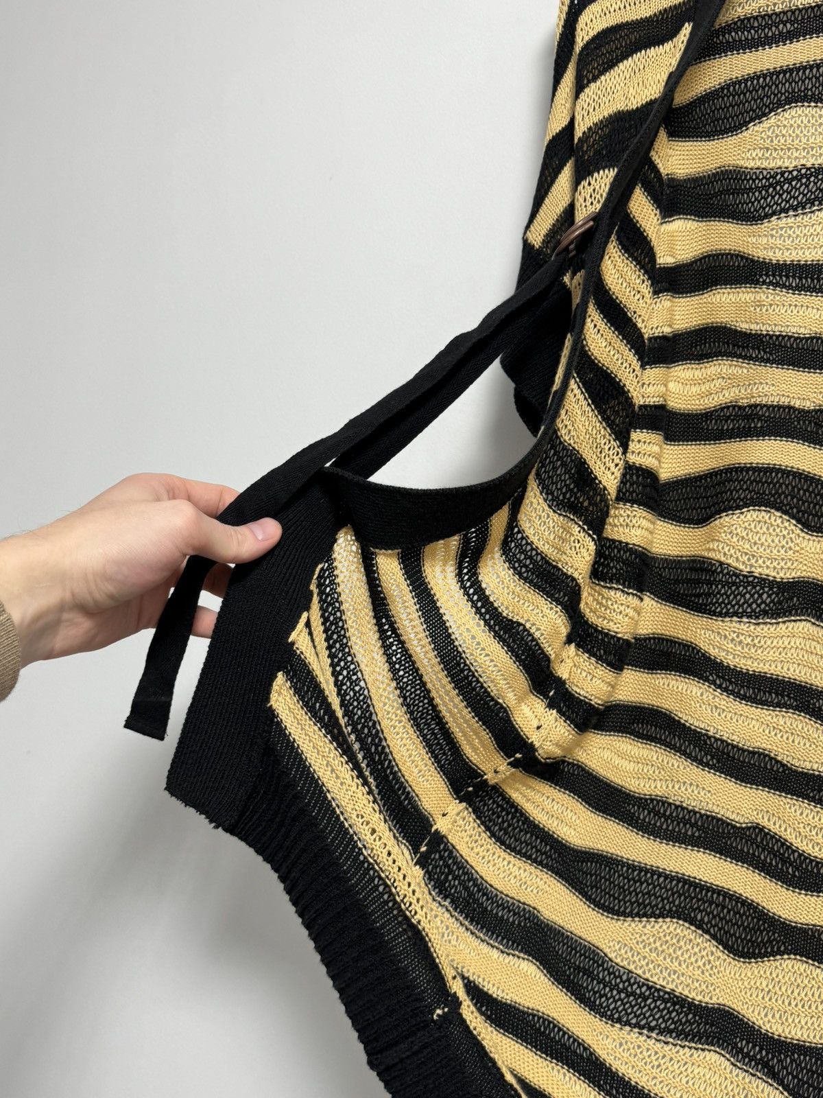 Diesel DIESEL Brand Black Beige Stripe Knit Sweater Cardigan Bolero Size XS / US 0-2 / IT 36-38 - 17 Thumbnail