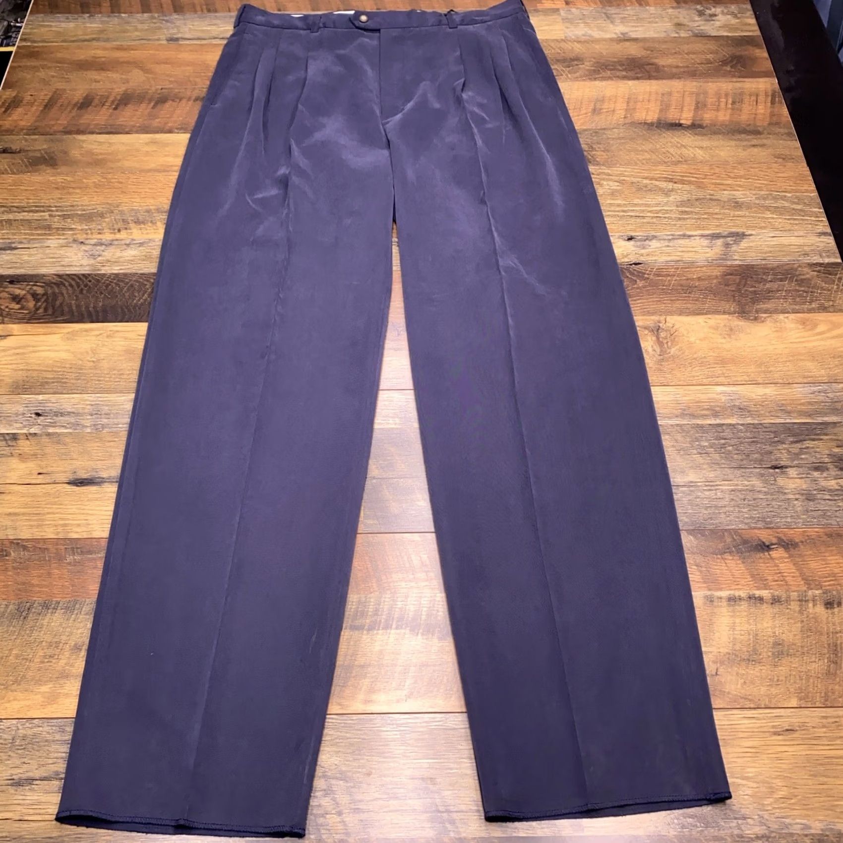 Vintage VINTAGE NAVY Cutter & Buck Pants 38 Mens Blue Pleated Dress Pants Classic Straight Inseam 35 Unhemmed New Size US 38 / EU 54 - 2 Thumbnail