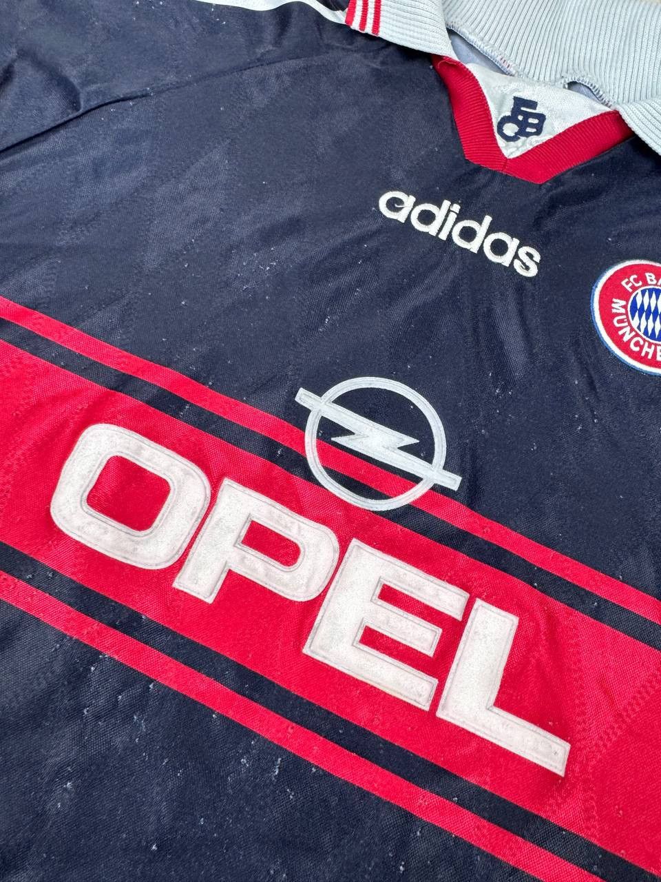 Adidas Vintage Adidas Bayern Munich 1997 1999 Home Shirt Jersey Size US S / EU 44-46 / 1 - 5 Thumbnail