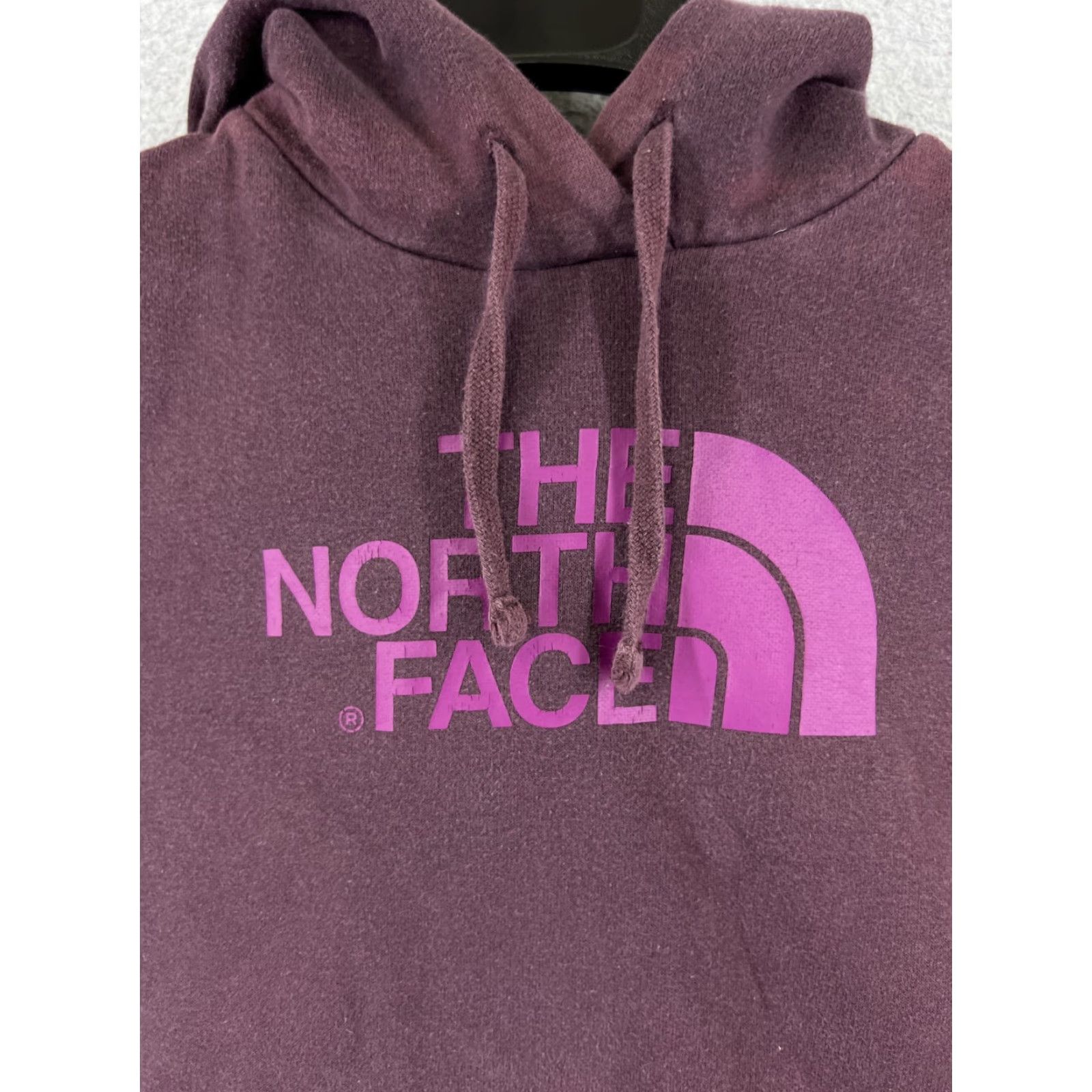 The North Face The North Face Sweater Womens Medium Burgundy Hoodie Cotton Blend Pocket READ Size M / US 6-8 / IT 42-44 - 6 Thumbnail