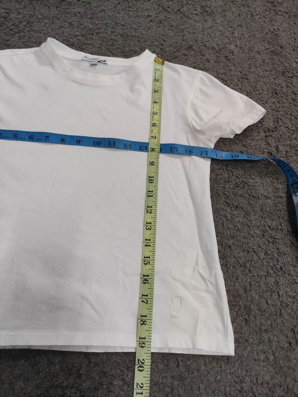 JW Anderson × Uniqlo J.W.Anderson Plain Tee Tshirt Size XS / US 0-2 / IT 36-38 - 7 Thumbnail