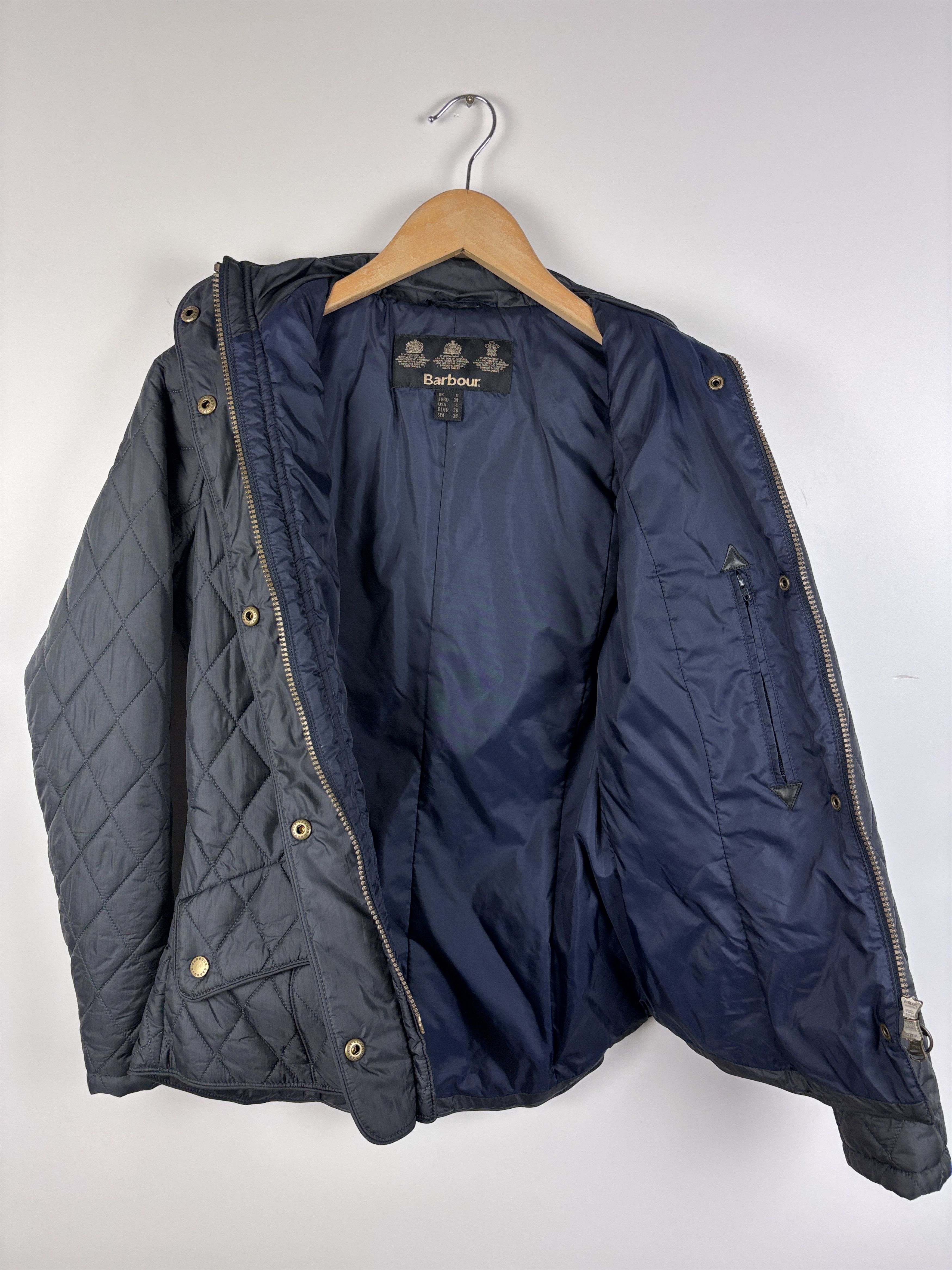 Barbour Barbour Flyweight Cavalry Quilted Jacket Blue Size US 4 Size S / US 4 / IT 40 - 7 Thumbnail