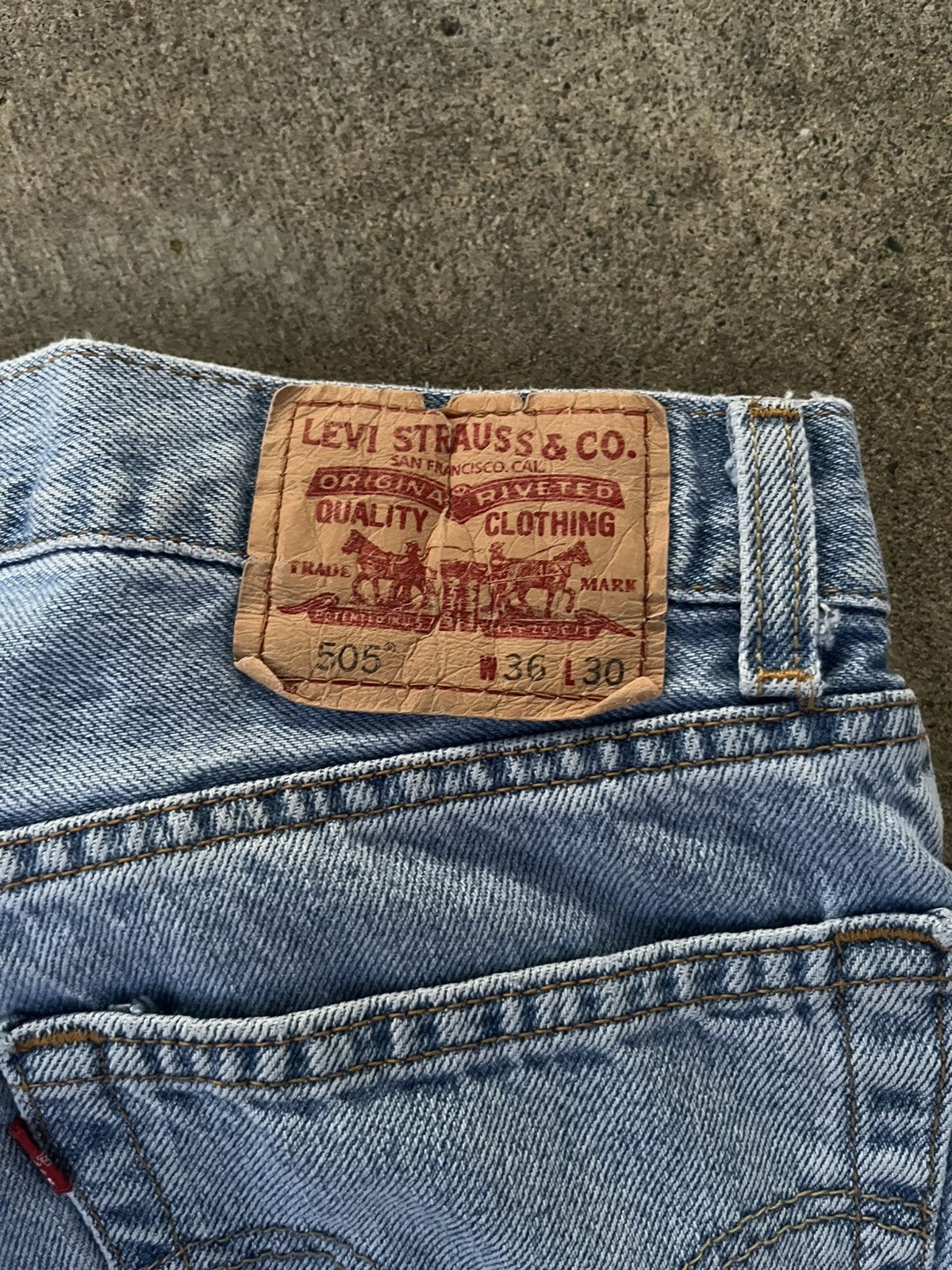 Levi's 2006 Levi’s 505 Straight Leg 36x30 Size US 36 / EU 52 - 3 Thumbnail