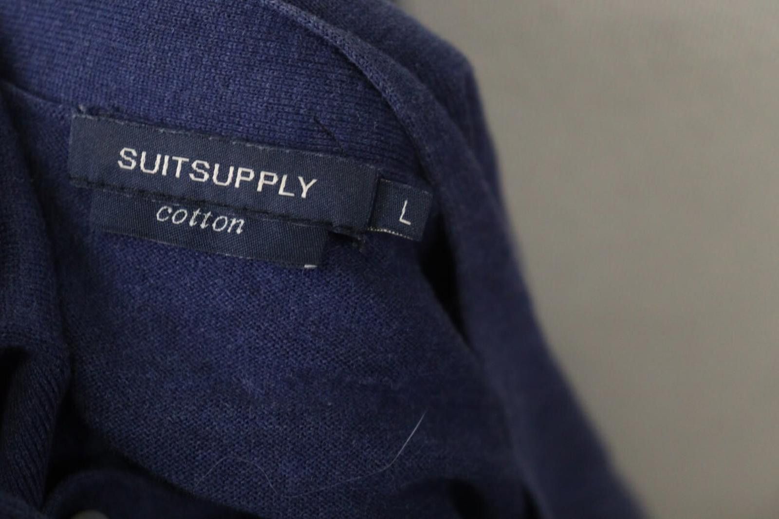 Suitsupply SUITSUPPLY Navy Cotton V-Neck Button Front Cardigan Size L Size L / US 10 / IT 46 - 11 Thumbnail