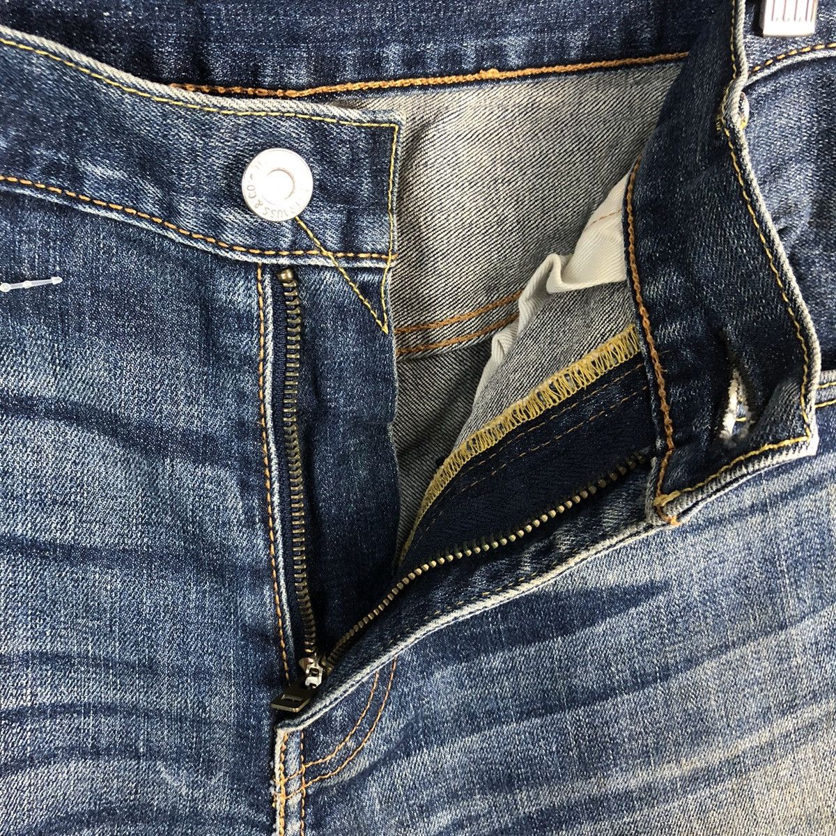 Levi's × Vintage DL 551 Levis Blue Distressed Denim Pants #C191 Size US 31 - 11 Thumbnail
