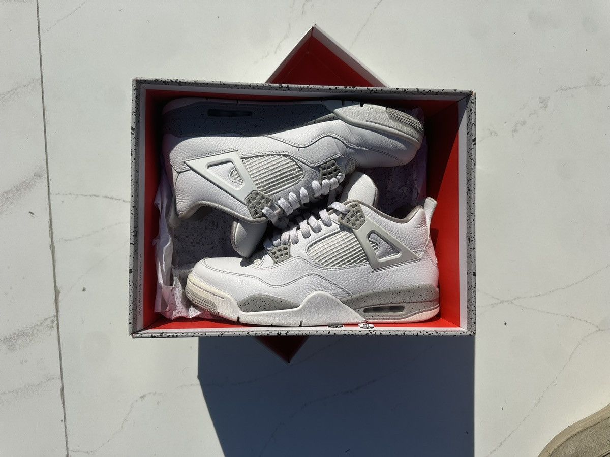 Jordan Brand Jordan 4 White Oreo Size US 10.5 / EU 43-44 - 1 Thumbnail