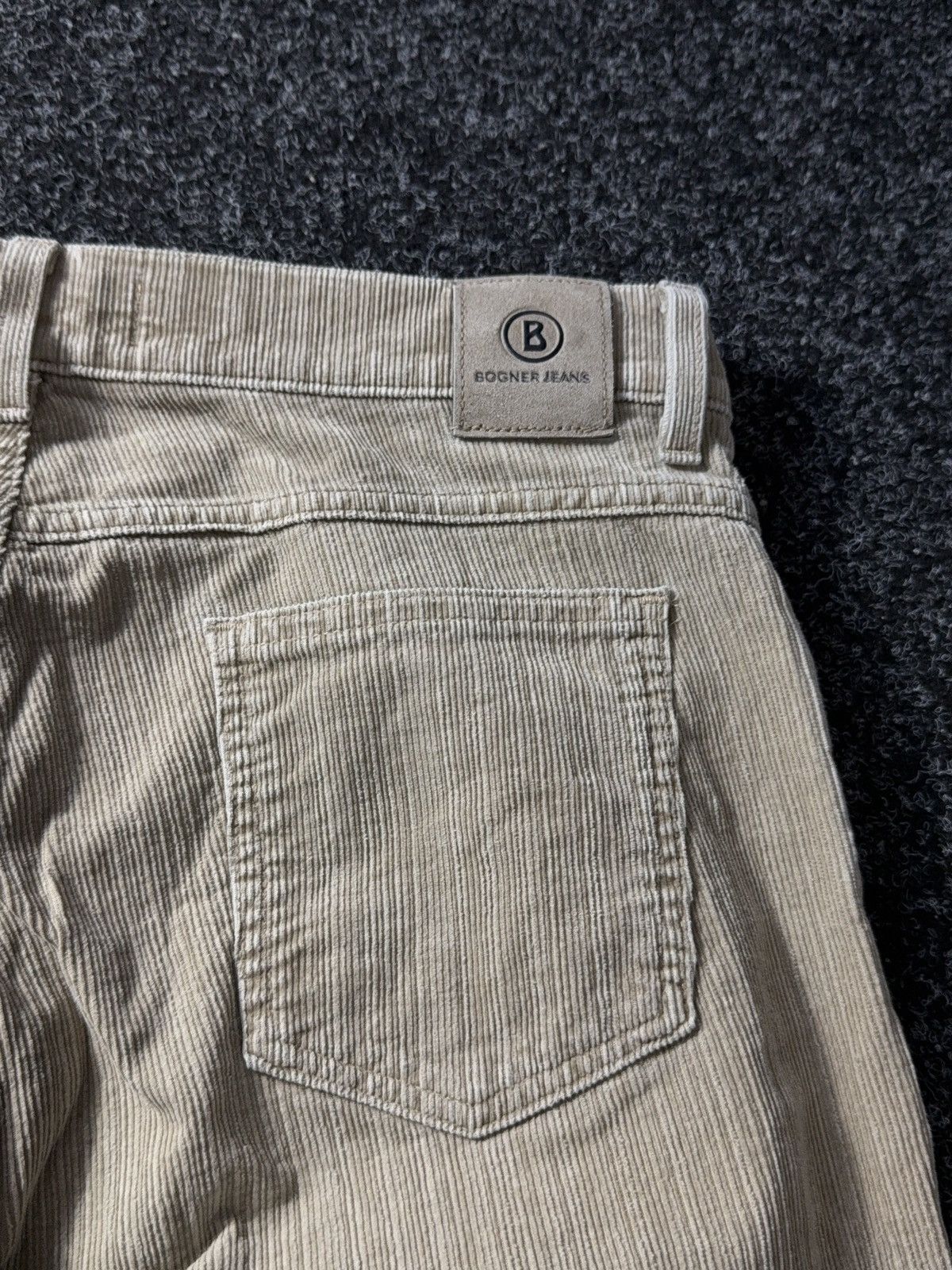 Bogner × Japanese Brand Vintage 90s style velvet Bogner Y2K sweatpants casual pants Size US 30 / EU 46 - 16 Thumbnail