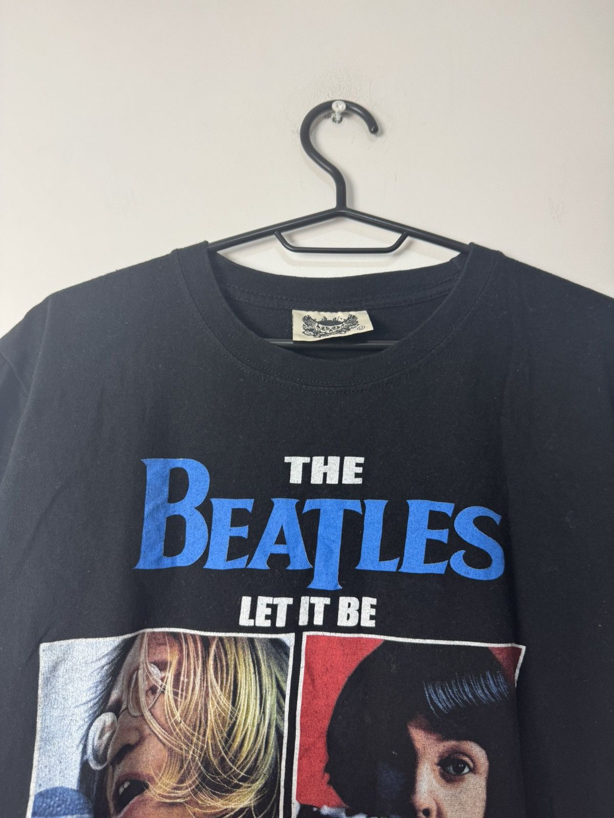 Band Tees The Beatles “Let It Be” Graphic Band T-Shirt Black Size US M / EU 48-50 / 2 - 4 Thumbnail