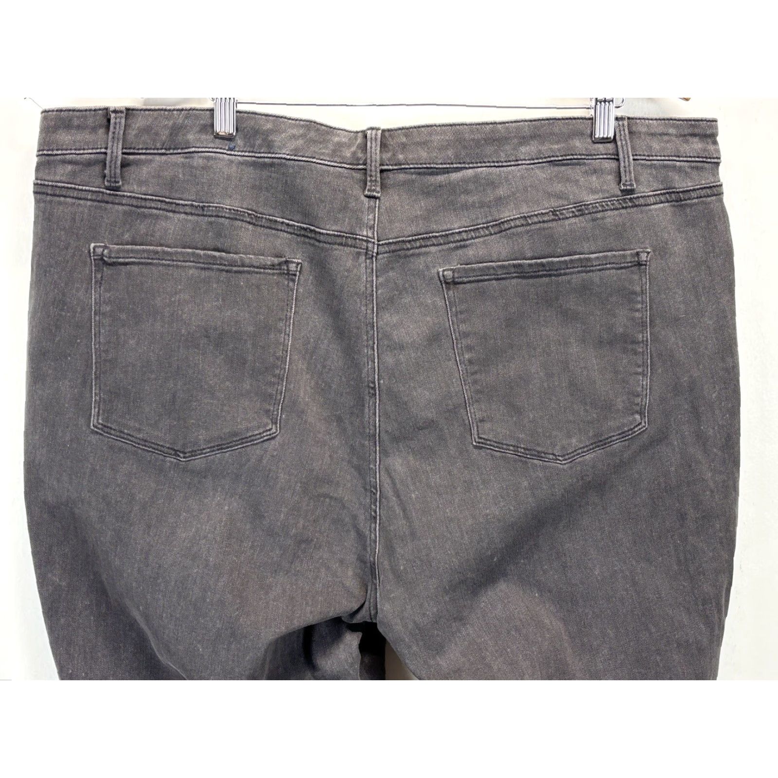 Talbots TALBOTS Special Edition High Rise Jegging Ankle Jeans 24W Plus Faded Black Gray Beaded Womens Size 42" / US 20 - 4 Thumbnail