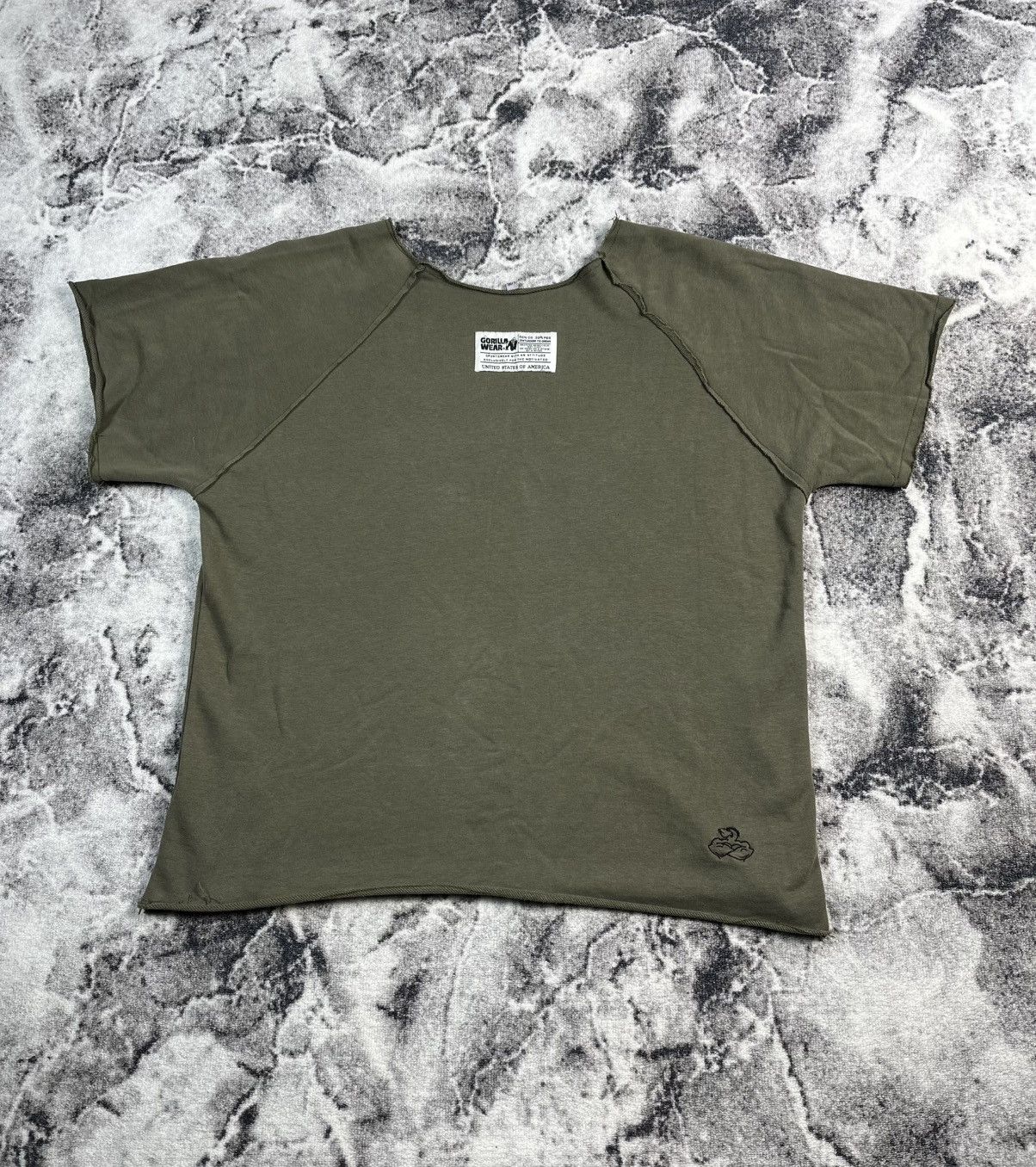 Other Gorilla Wear T Shirt Olive Military Logo Oversized L XL Size US XL / EU 56 / 4 - 7 Thumbnail