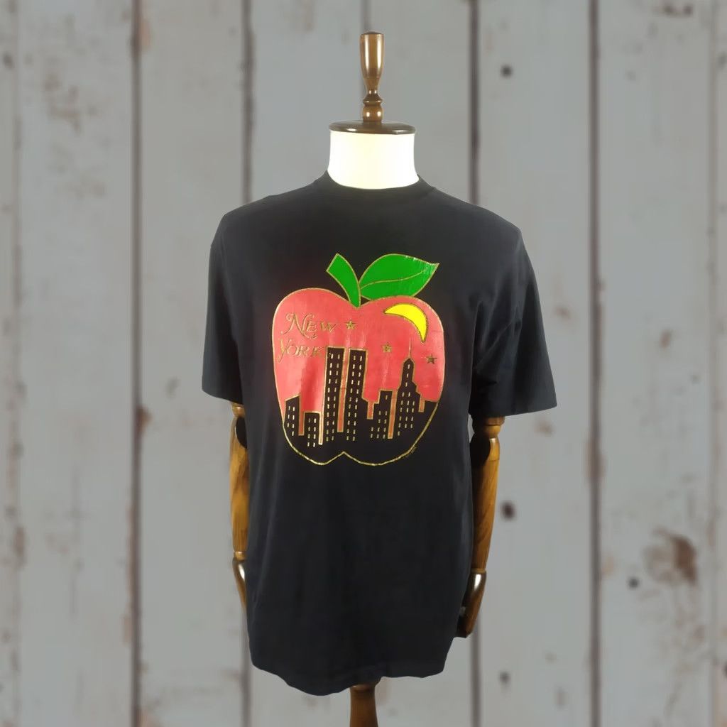 Vintage Signal Vintage T-Shirt Destination Big Apple Size L Men Black 1990s Graphic Tee Shirt Size US L / EU 52-54 / 3 - 1 Thumbnail