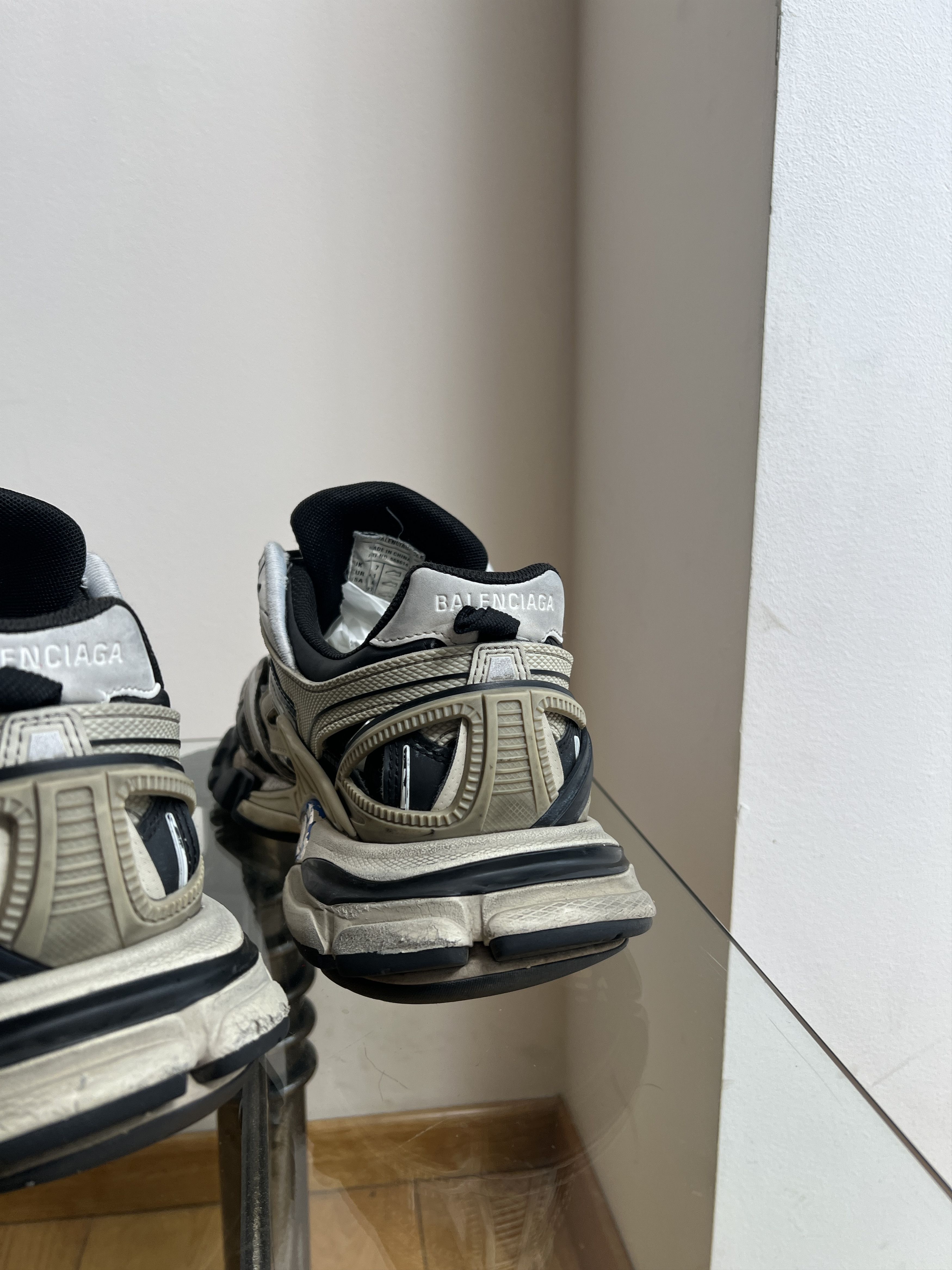 Balenciaga TRACK.2 BEIGE SZ EU 41 Size US 8 / EU 41 - 17 Thumbnail
