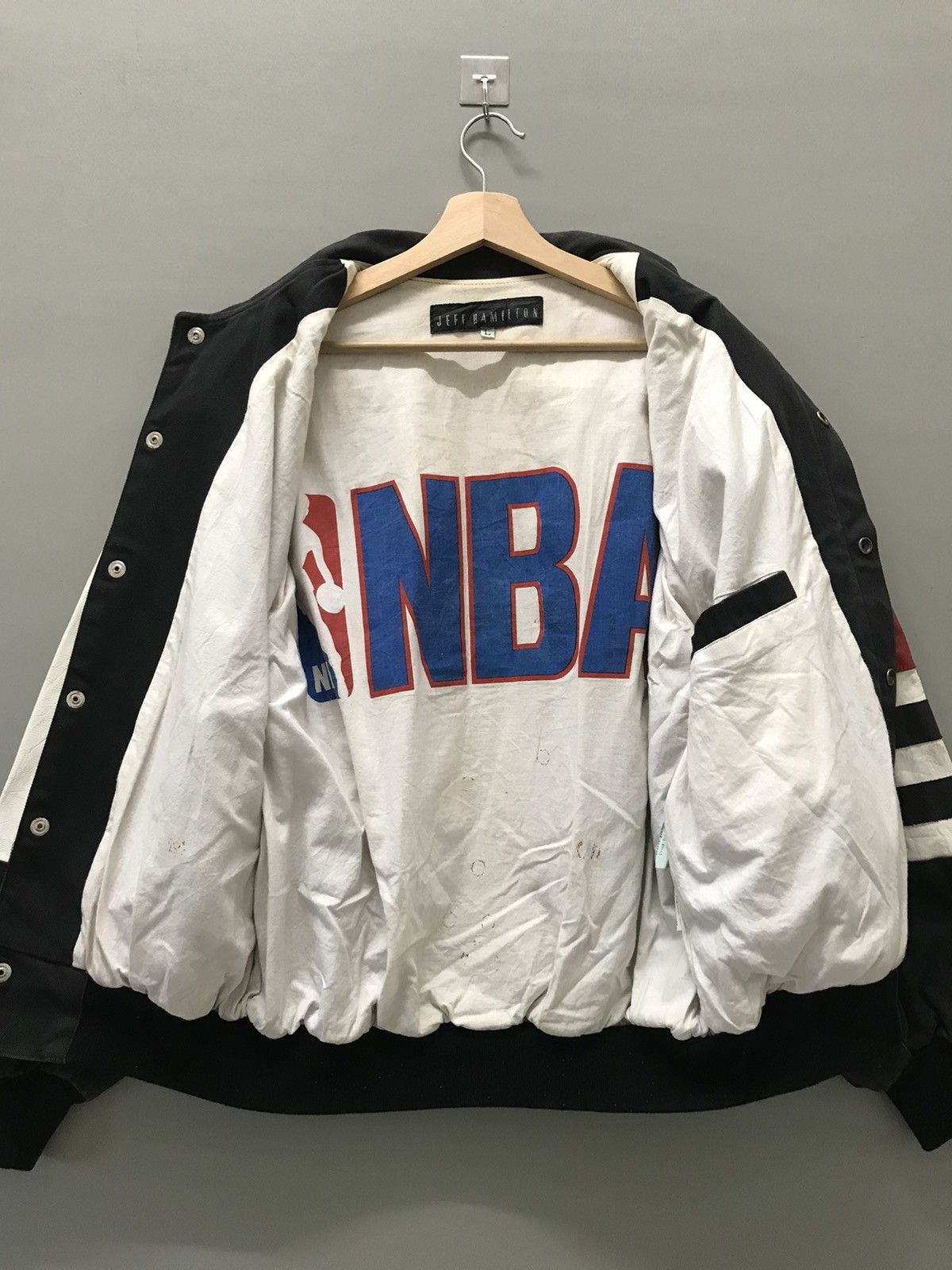 Jeff Hamilton × NBA × Vintage Vintage 90s Jeff Hamilton Chicago Bulls NBA Jacket Size US L / EU 52-54 / 3 - 9 Thumbnail