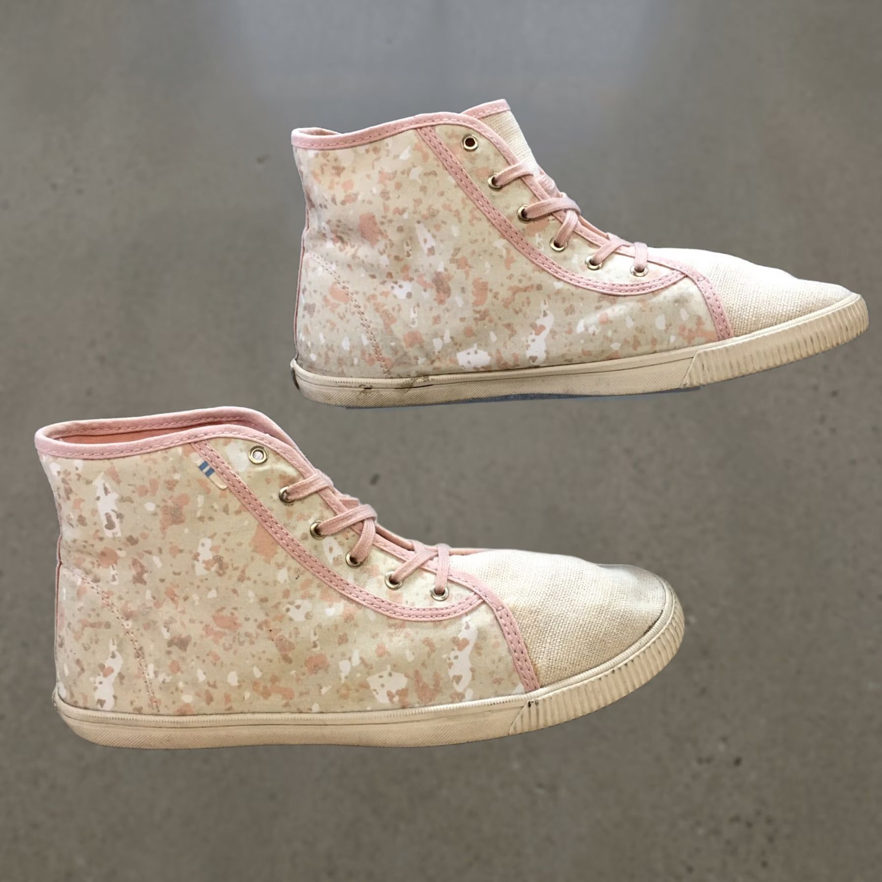 Toms TOMS Womens 10 Camarillo Floral High Top Sneakers Beige Pink - Floral, Casual, Lace Up, Fabric Upper, 10012436, White, Beige, Womens, Sneaker Size L / US 10 / IT 46 - 1 Thumbnail