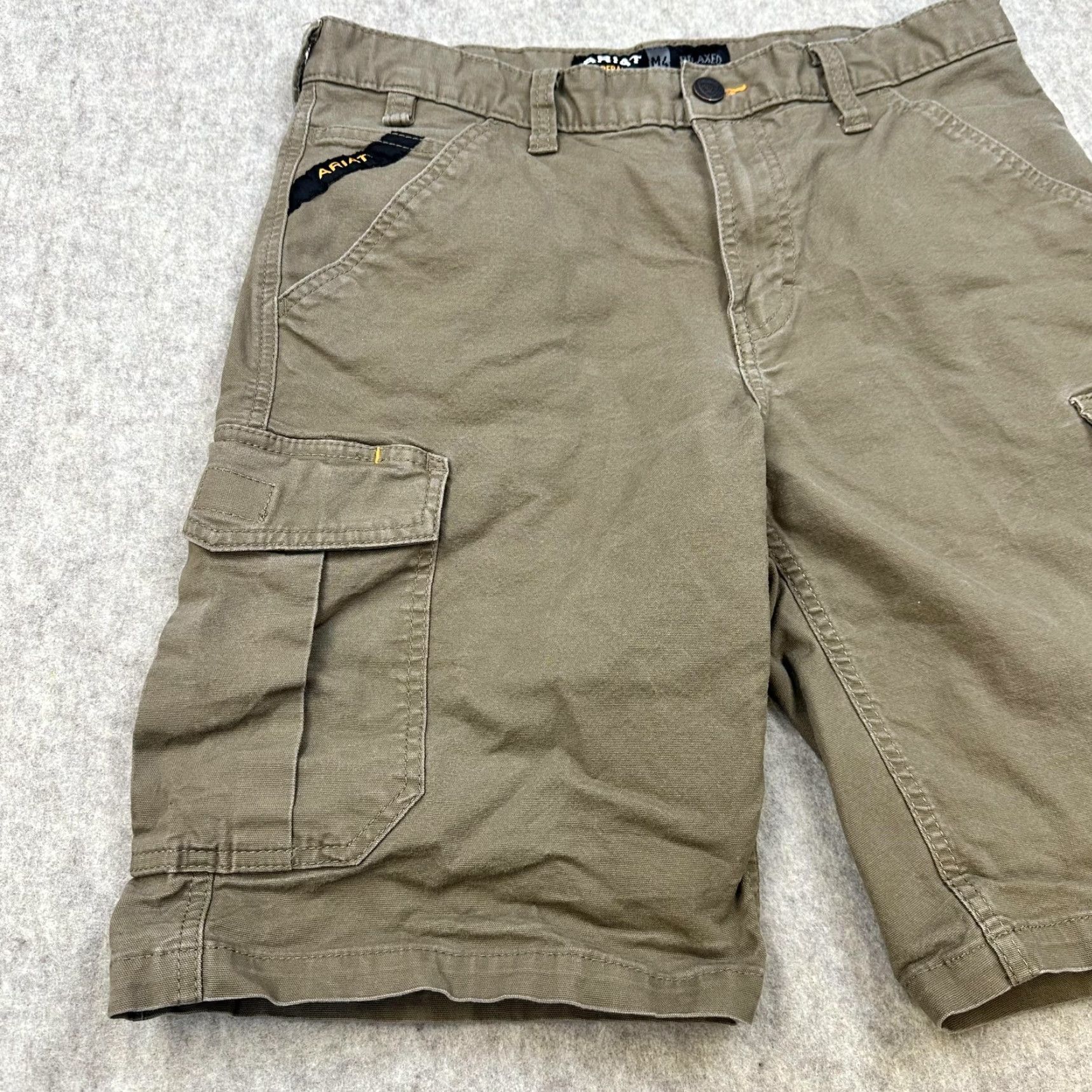Ariat Ariat Shorts Mens 32 Olive Green Cargo Relaxed Canvas Pockets 11in Inseam Workwear Twill Casual Baggy Front Flat Front Mens Size US 32 / EU 48 - 5 Thumbnail