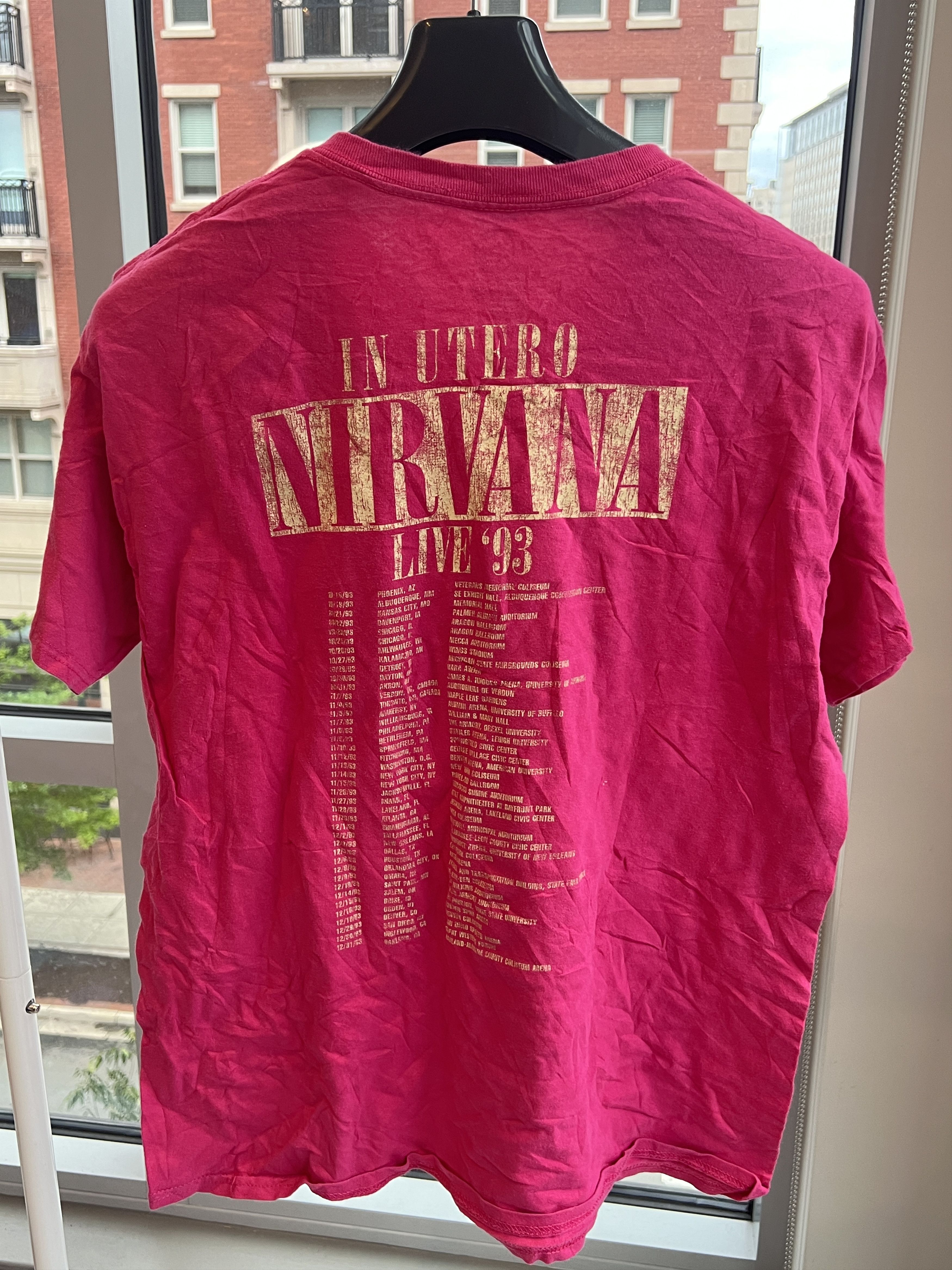 Nirvana Nirvana In Utero Live 93 Pink Graphic Concert T-Shirt Size L / US 10 / IT 46 - 2 Thumbnail