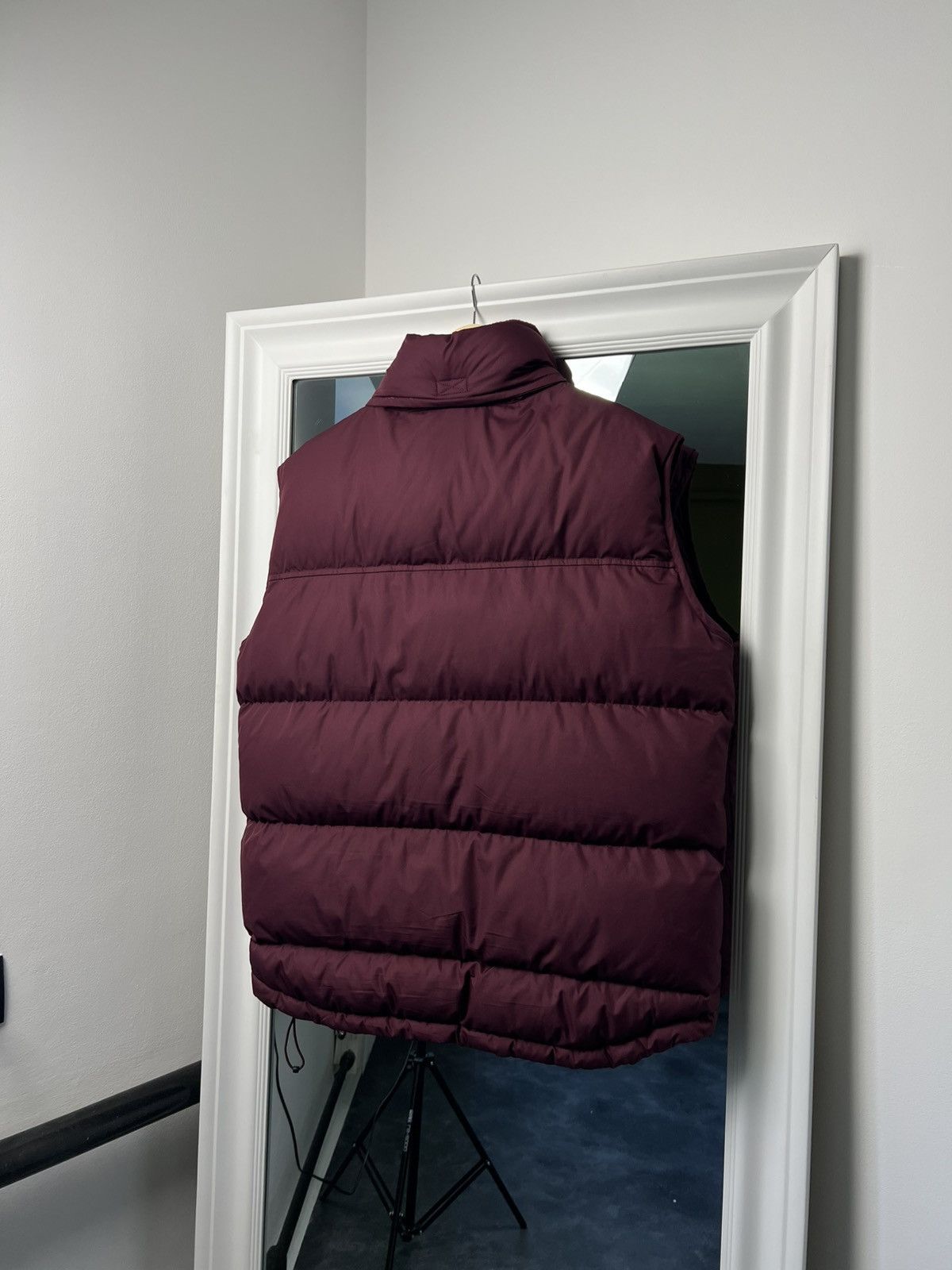 Nike Nike Vintage Burgundy Down Puffer Vest Men’s L Size US L / EU 52-54 / 3 - 22 Thumbnail