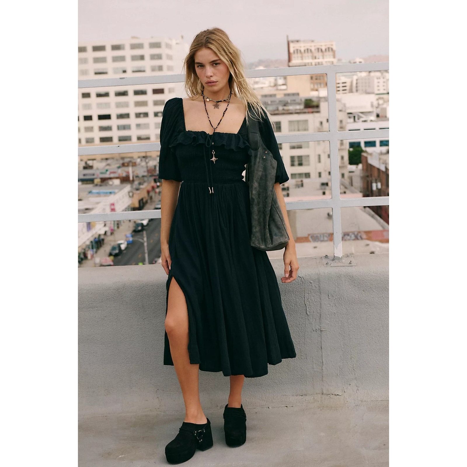 Free People Free People Free-est Oasis Midi Dress Smocked Ruffle Resort Size M / US 6-8 / IT 42-44 - 5 Thumbnail