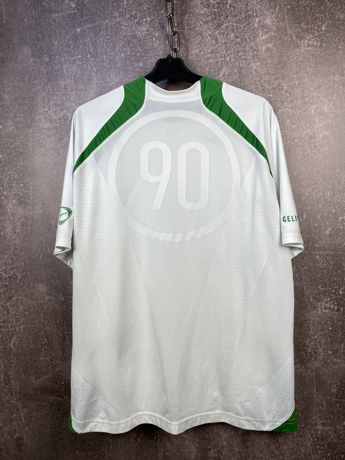 Nike Vintage NIKE Celtic Total 90 T-shirt Y2K Retro Rare Size US M / EU 48-50 / 2 - 1 Thumbnail