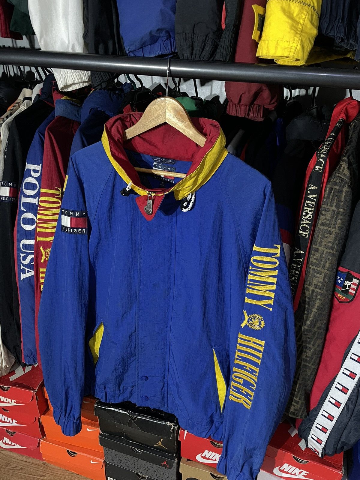 Tommy Hilfiger × Vintage Jacket Tommy Hilfiger Spell Out 90’s Vintage Size US XL / EU 56 / 4 - 3 Thumbnail