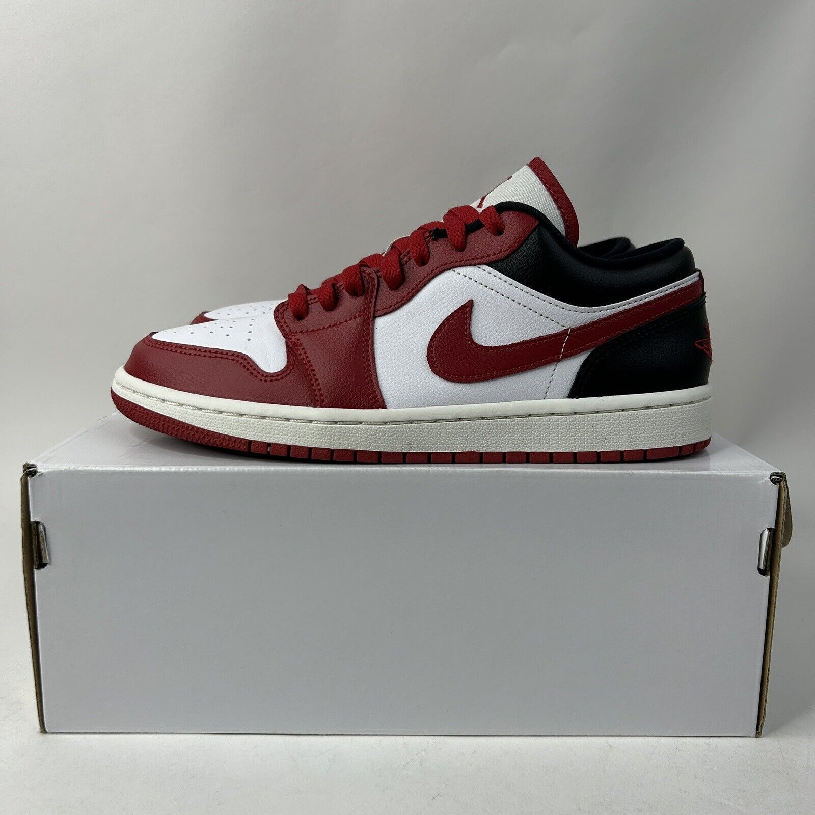 Nike Nike Air Jordan 1 Retro Low “Reverse Black Toe/Bred” 2024 Size US 9 / IT 39 - 6 Thumbnail