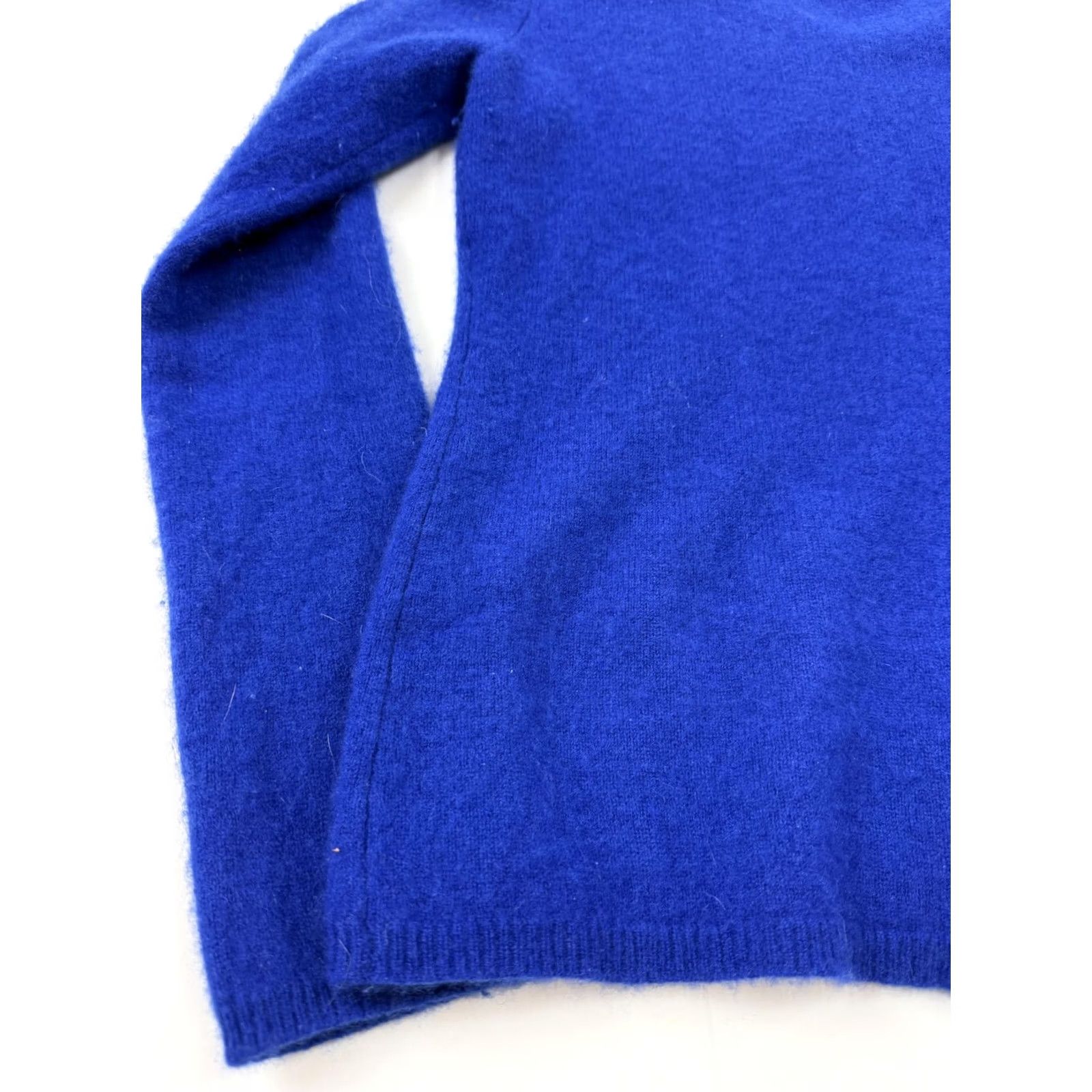 Vintage Peck & Peck Sweater Womens Small Blue 100% Cashmere V Neck Knit Pullover Size S / US 4 / IT 40 - 5 Thumbnail