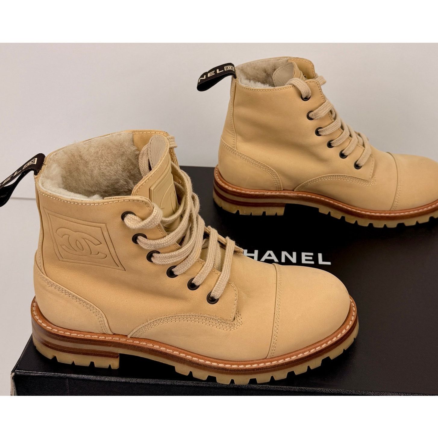 Chanel Chanel lace-up ankle boots Beige Sz 36 Size US 6 / IT 36 - 3 Thumbnail