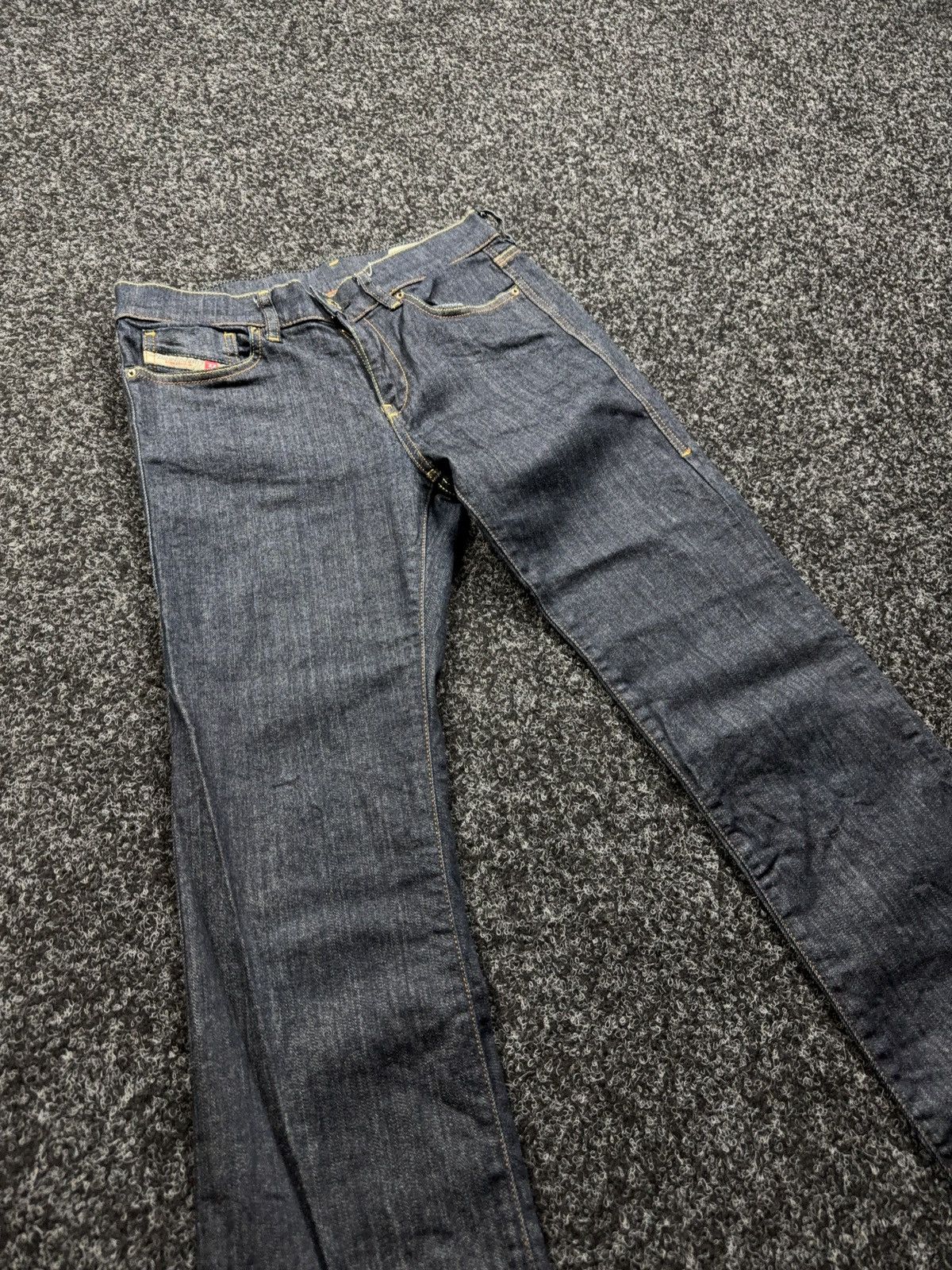 Diesel Luxury 00s Diesel Bootzee ST Slim Bootcut Flare Retro Jeans Size 27" / US 4 / IT 40 - 4 Thumbnail