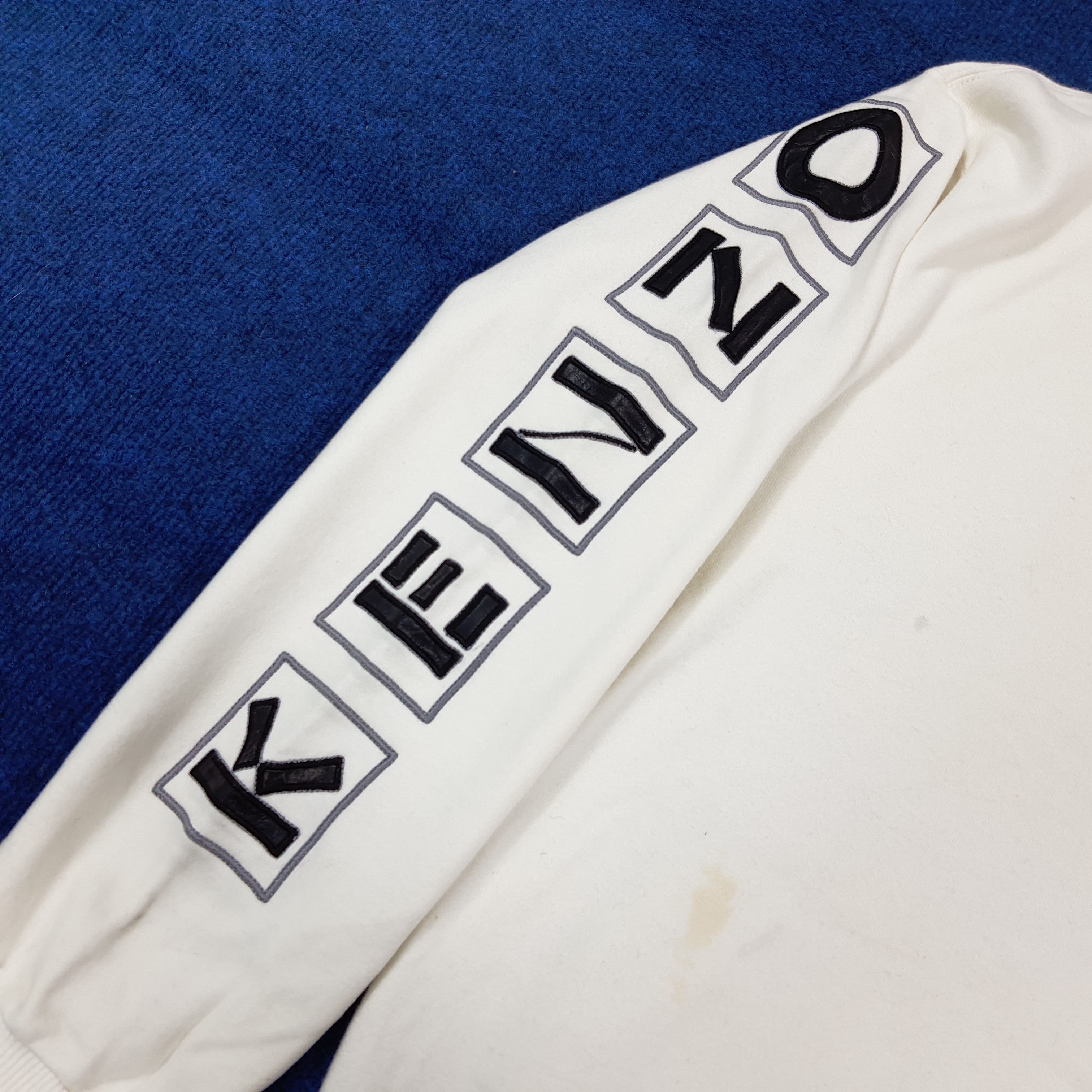 Kenzo Vintage Kenzo Jeans Big Logo Sweatshirt C304N19 Size US M / EU 48-50 / 2 - 2 Thumbnail
