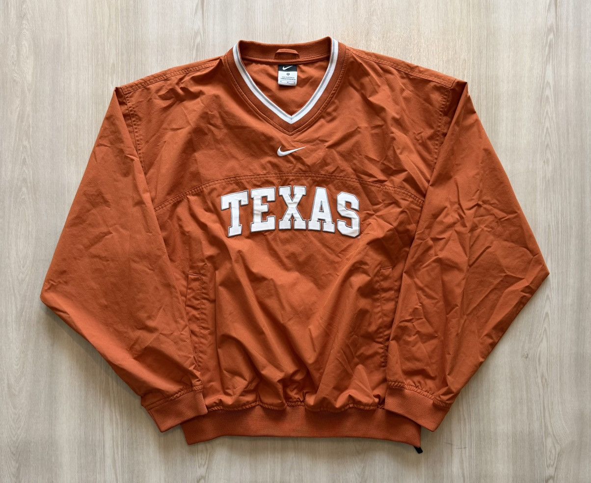 Nike Vintage Nike Texas Longhorns Center Swoosh Pullover Sz M Size US M / EU 48-50 / 2 - 1 Thumbnail