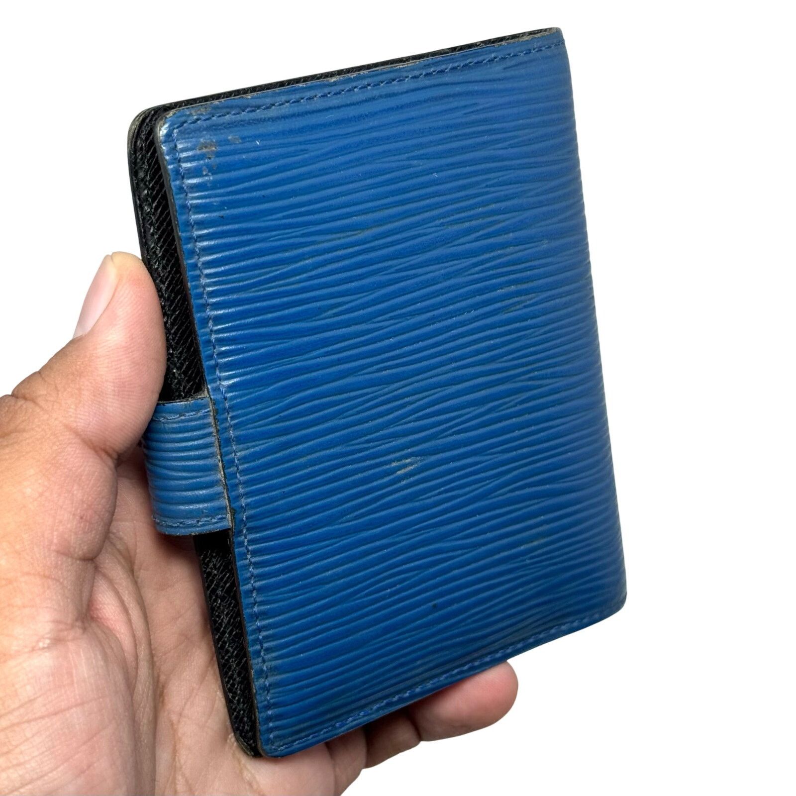 Louis Vuitton Louis Vuitton Epi Buckle Wallet Size ONE SIZE - 5 Thumbnail