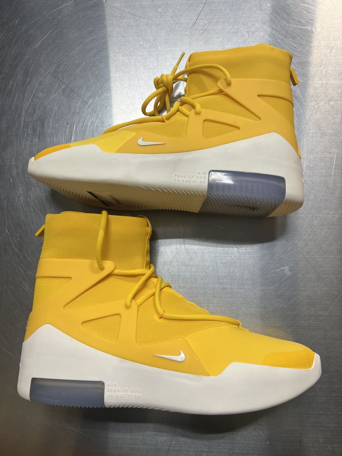 Fear of God Nike fear of god 1 yellow Size US 13 / EU 46 - 1 Thumbnail