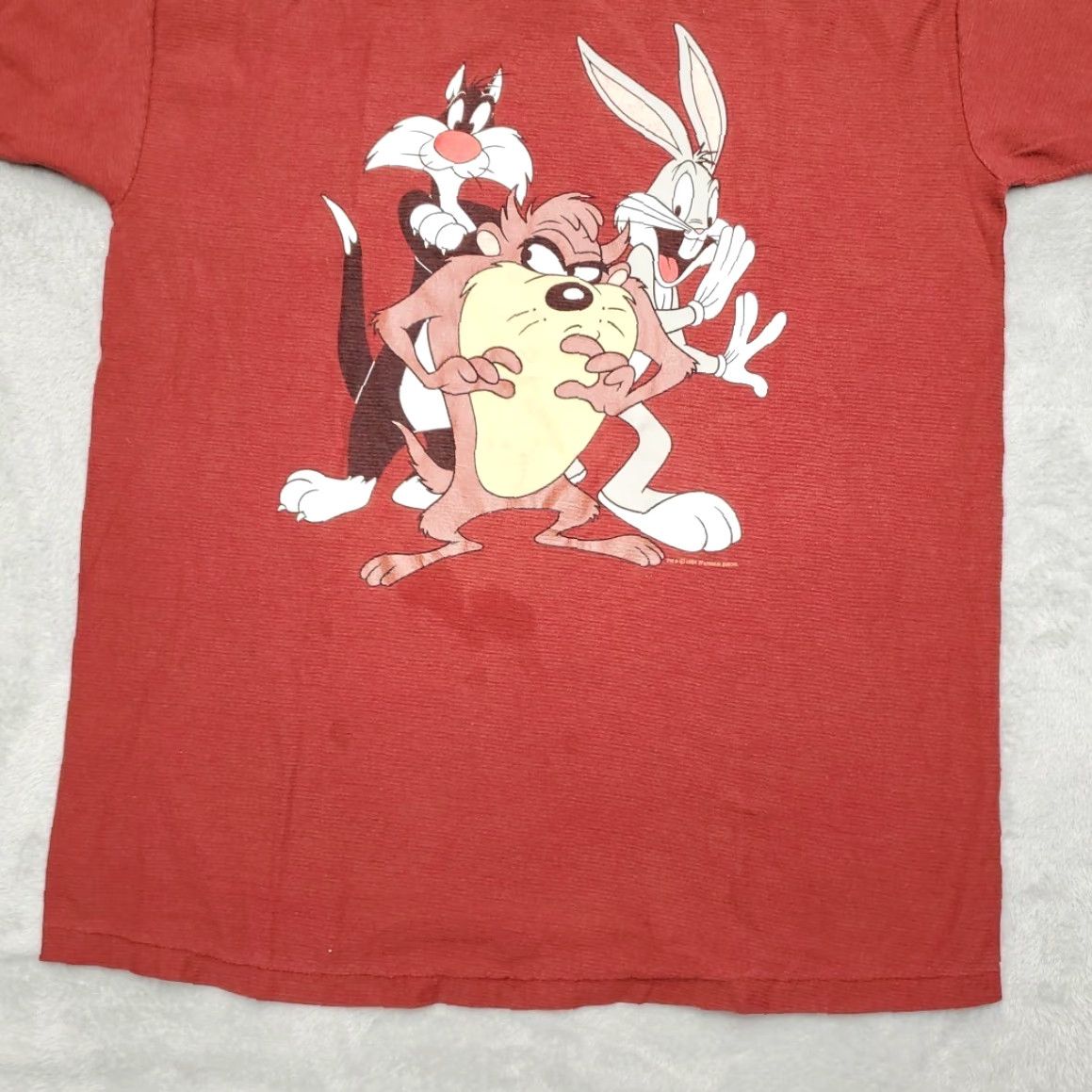 Velva Sheen VINTAGE Velva Sheen T Shirt Mens XL Red Looney Tunes Bugs Bunny Taz Sylvester USA Made Mens XL Red Size US XL / EU 56 / 4 - 2 Thumbnail